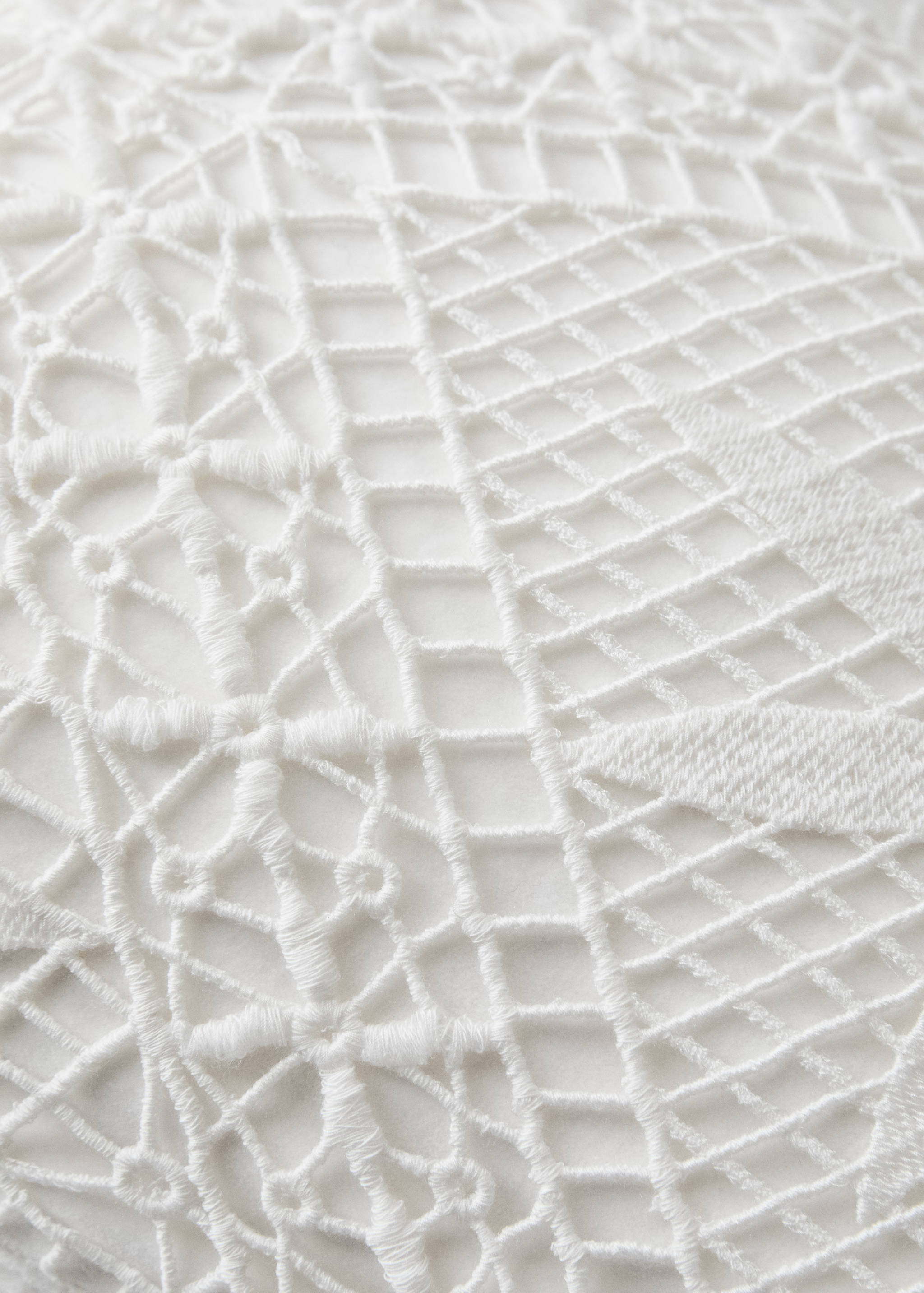 Embroidered cotton cushion cover 30x50cm - Details of the article 4