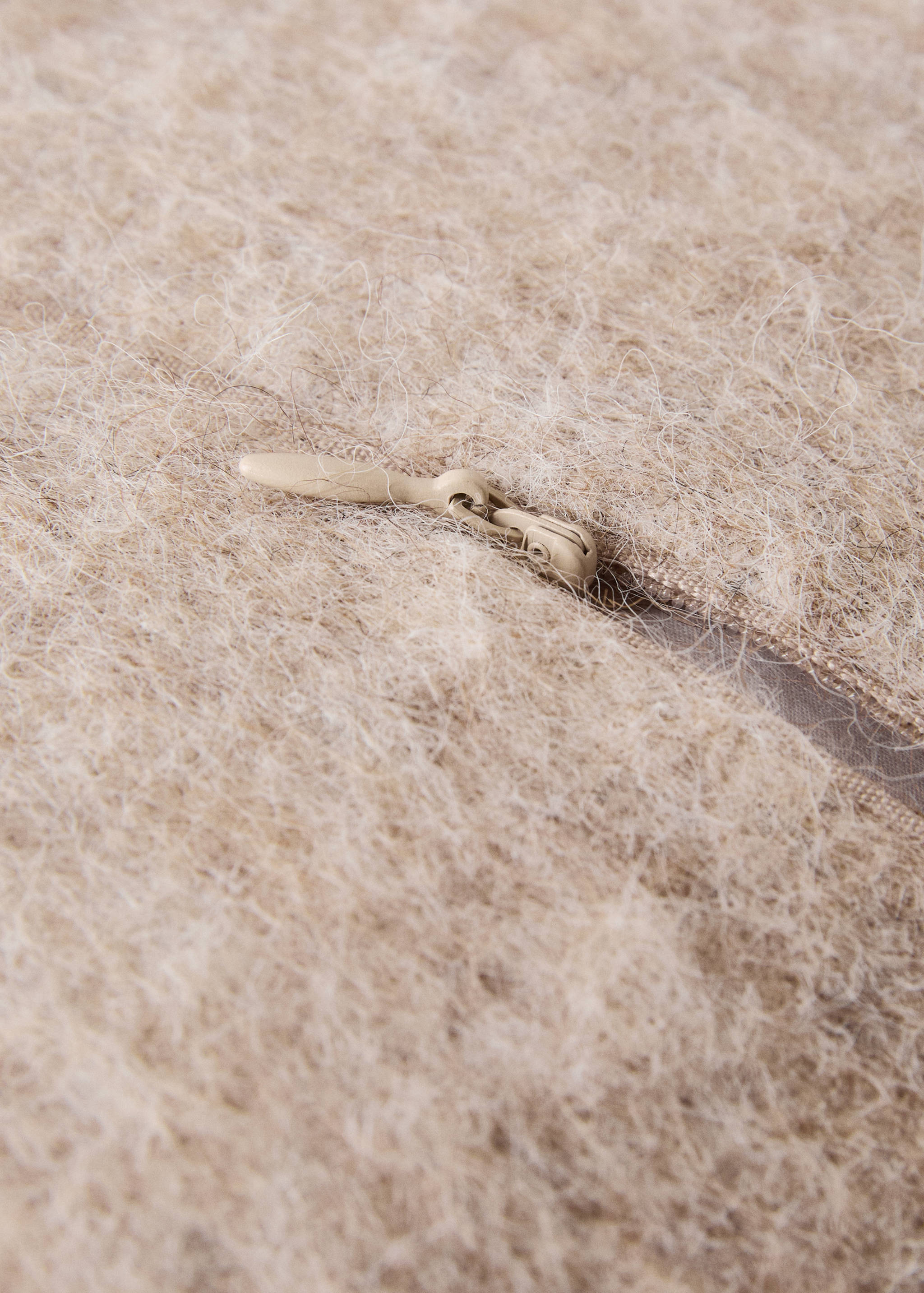 Carded-effect cushion cover 50x50 cm - Details of the article 3