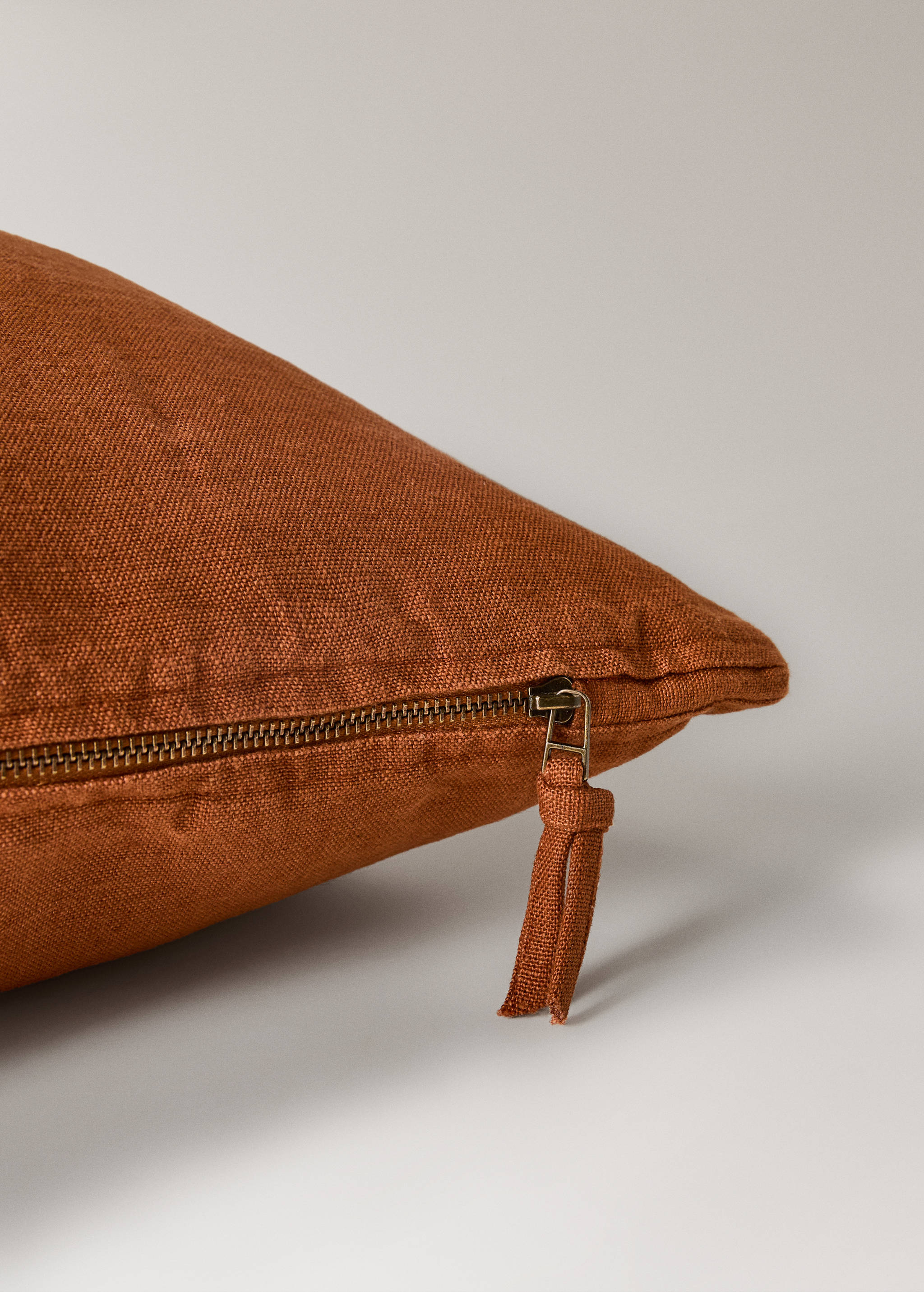 Linen cushion cover with zip 40x60 cm - Details of the article 1