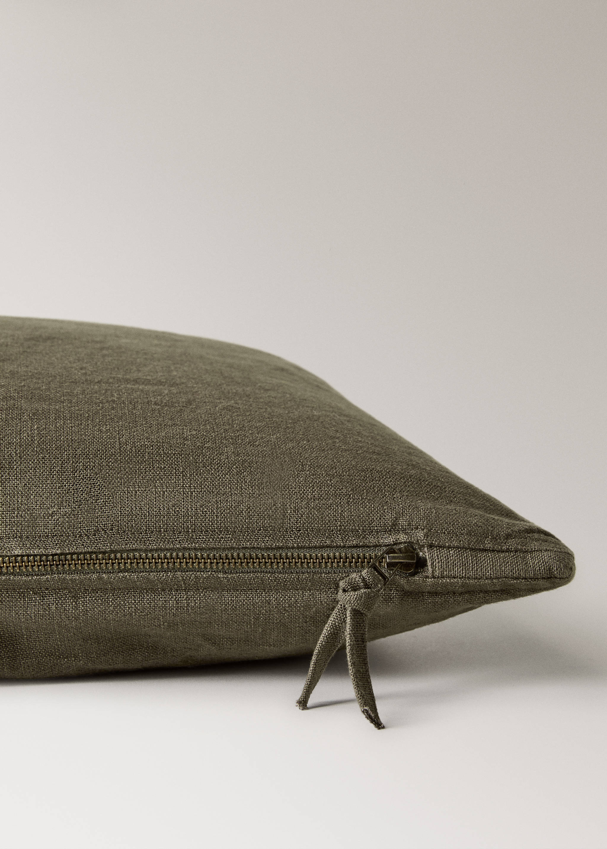 Linen cushion cover with zip 40x60 cm - Details of the article 3