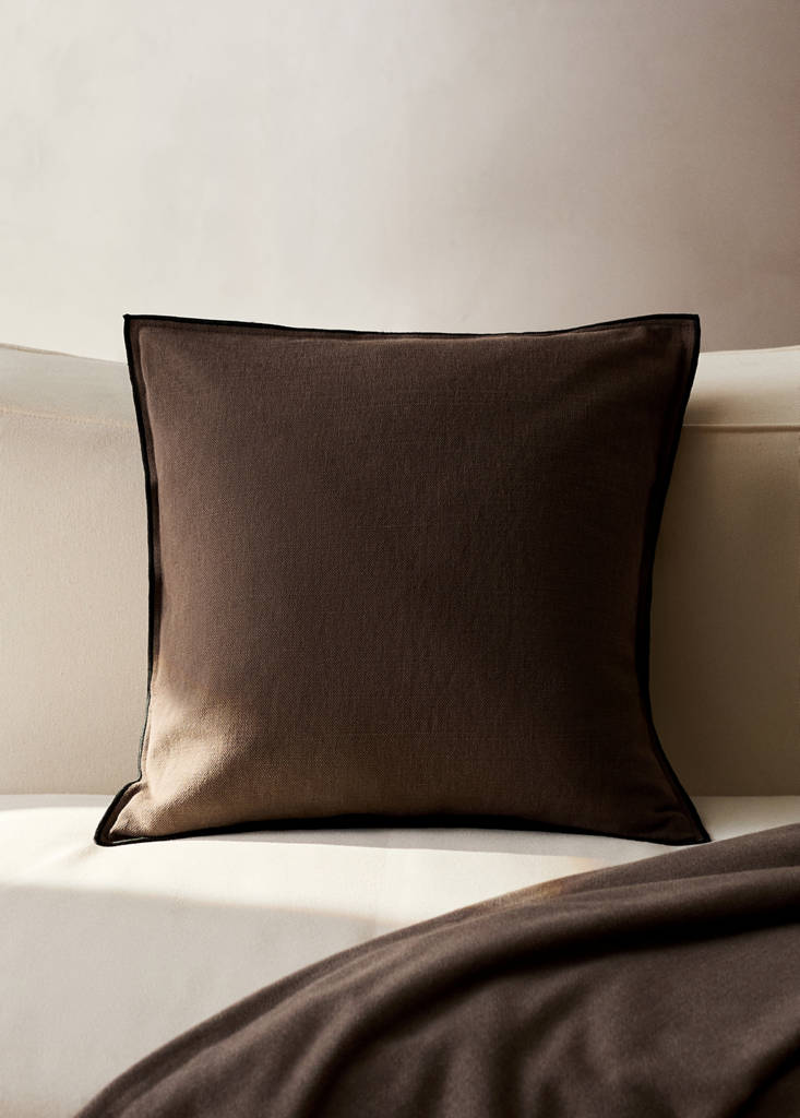 MANGO HOME - Housse de coussin coton et lin overlock languette 50x50 cm marron moyen - 50x50cm