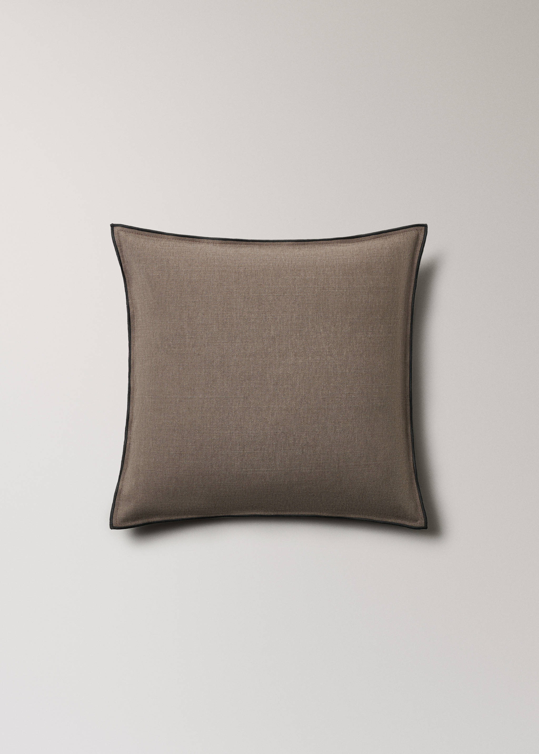 Cotton linen cushion cover with overlock tab 50x50 cm - Article without model