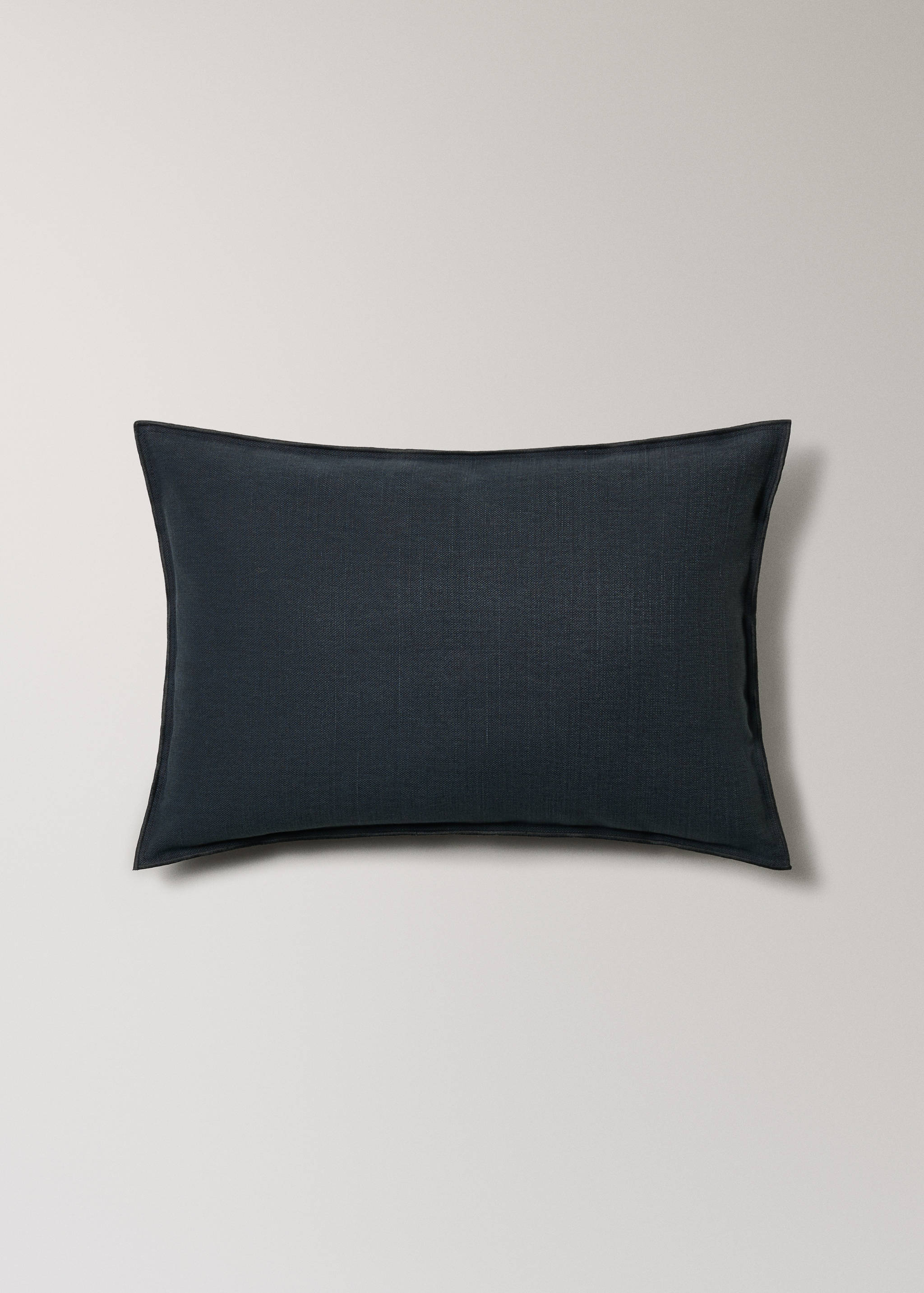 Linen cotton cushion cover with overlock tab 40x60 cm - Article without model