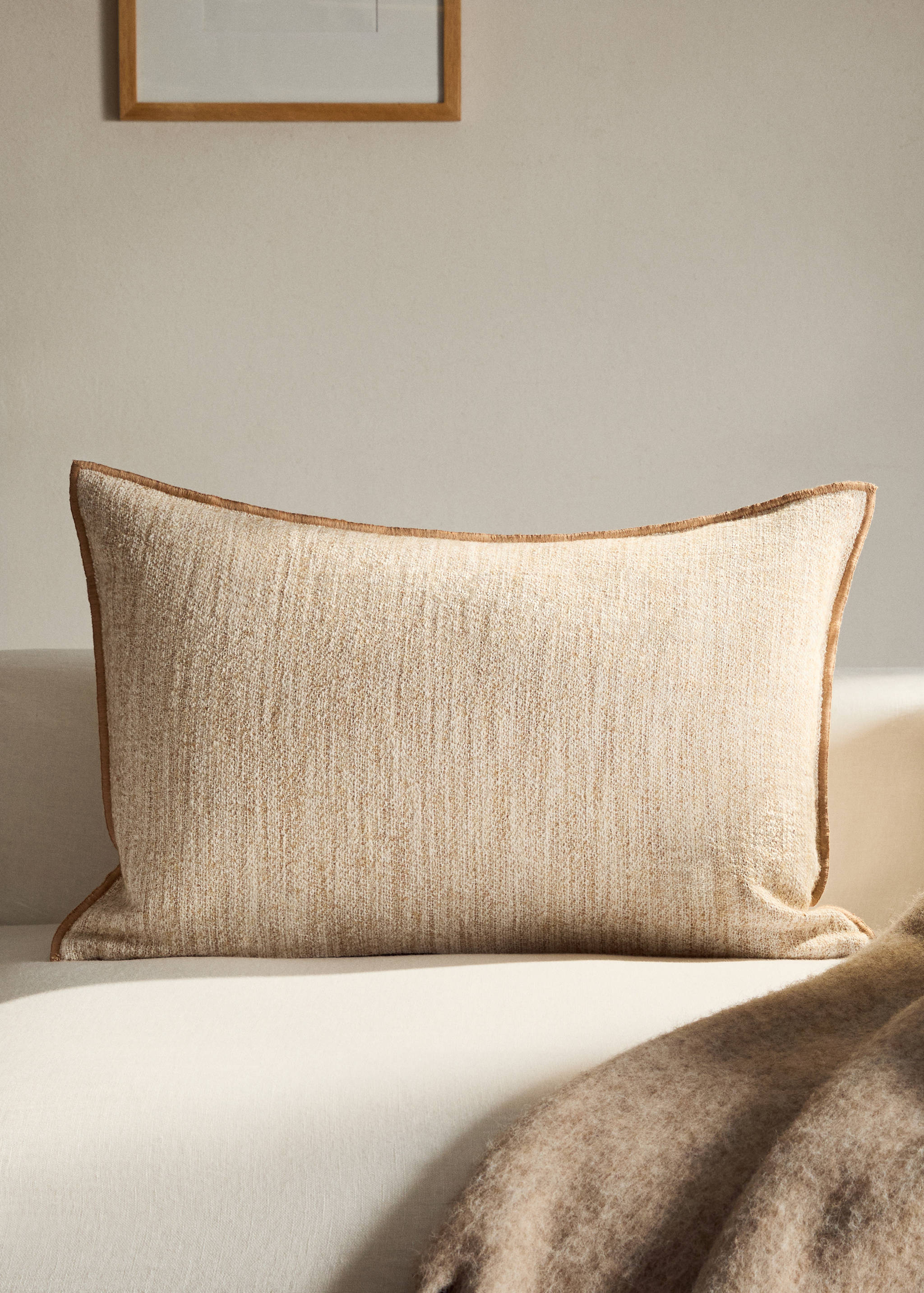 Cotton, linen and wool textured cushion cover with zip - General plane