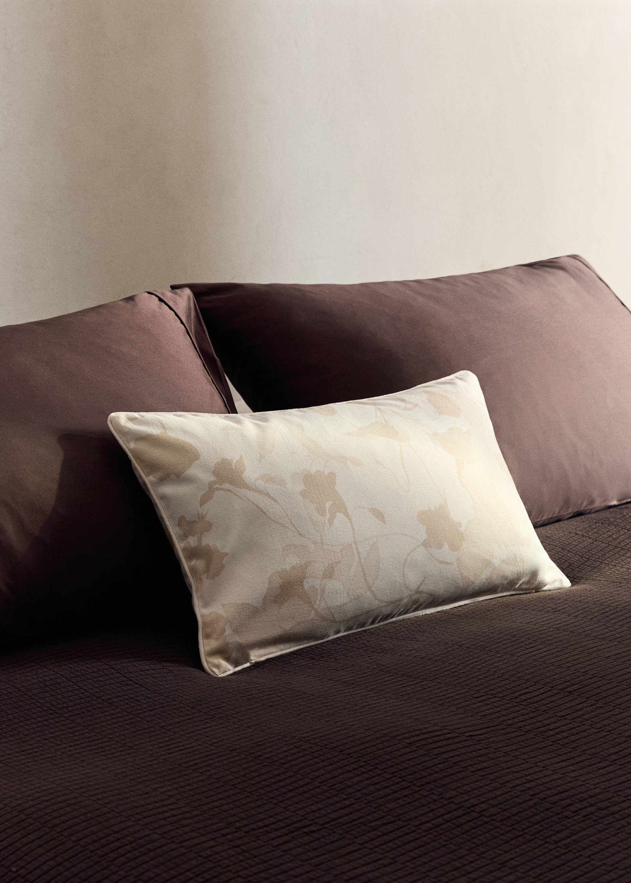 Housse de coussin fleurs liseré velours 30x50 cm - Plan général