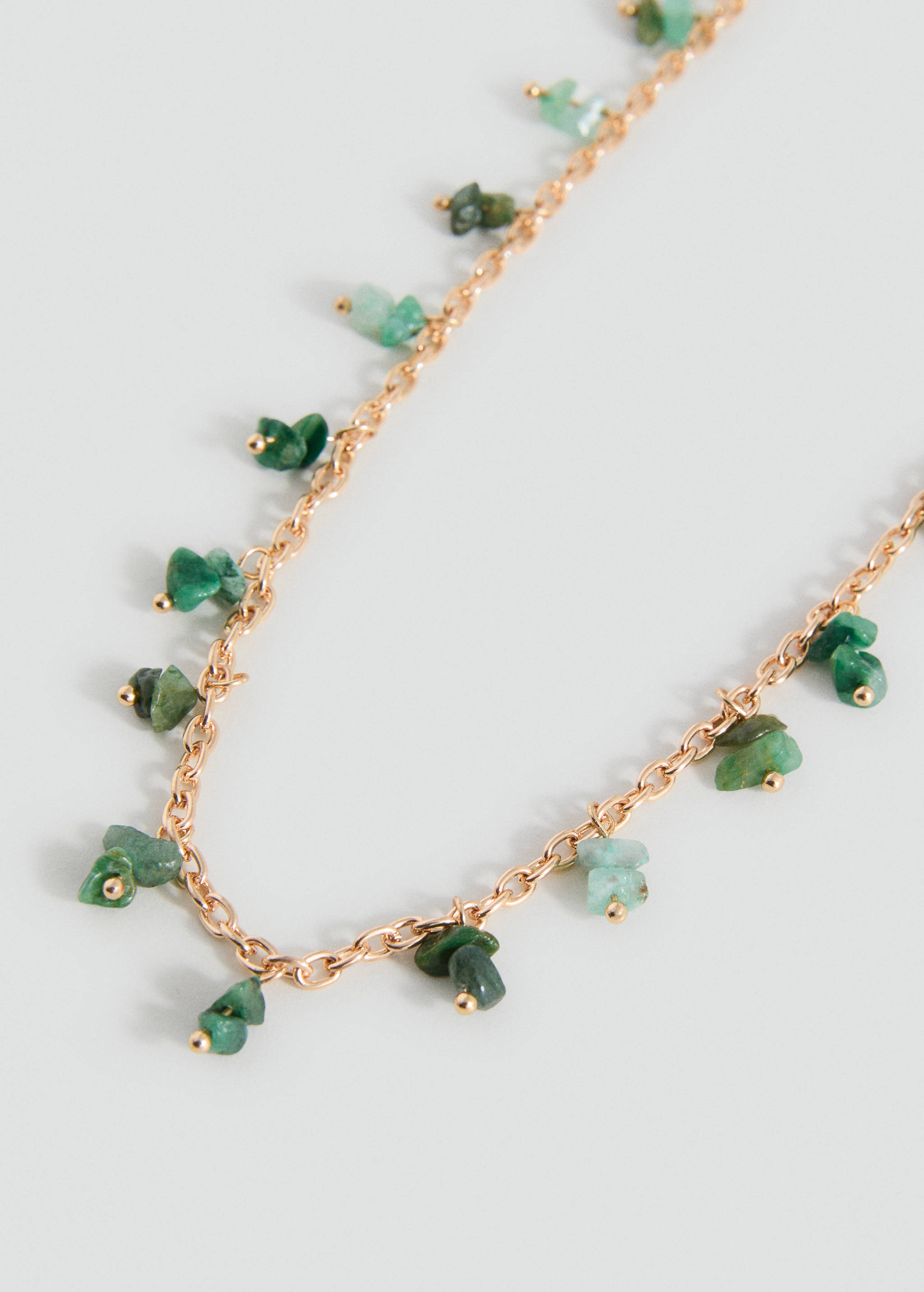 Collar abalorios piedra - Plano medio