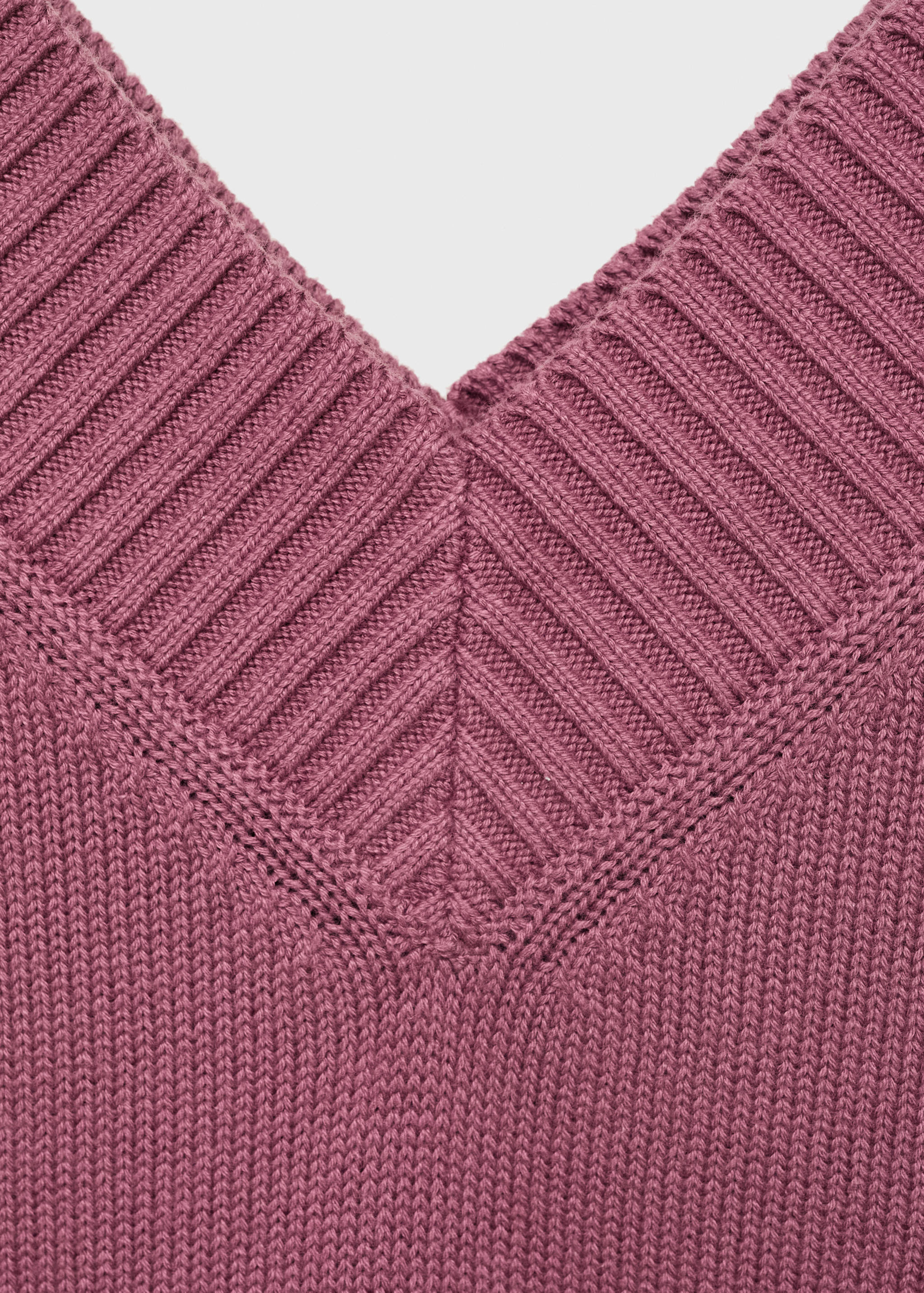 V-neck knit sweater - Details of the article 8