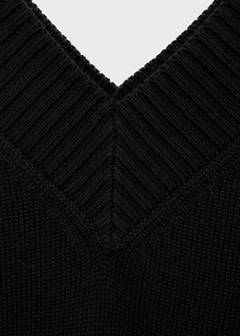 V-neck knit sweater — Black 5