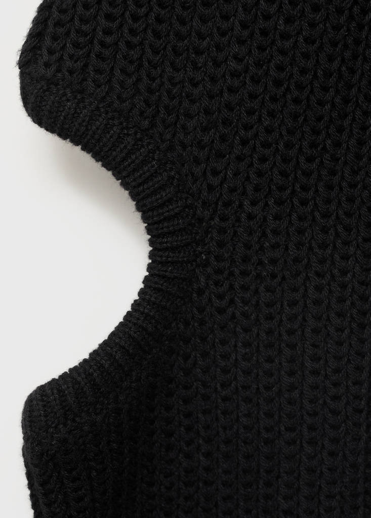 Knitted sweater with openings — Black