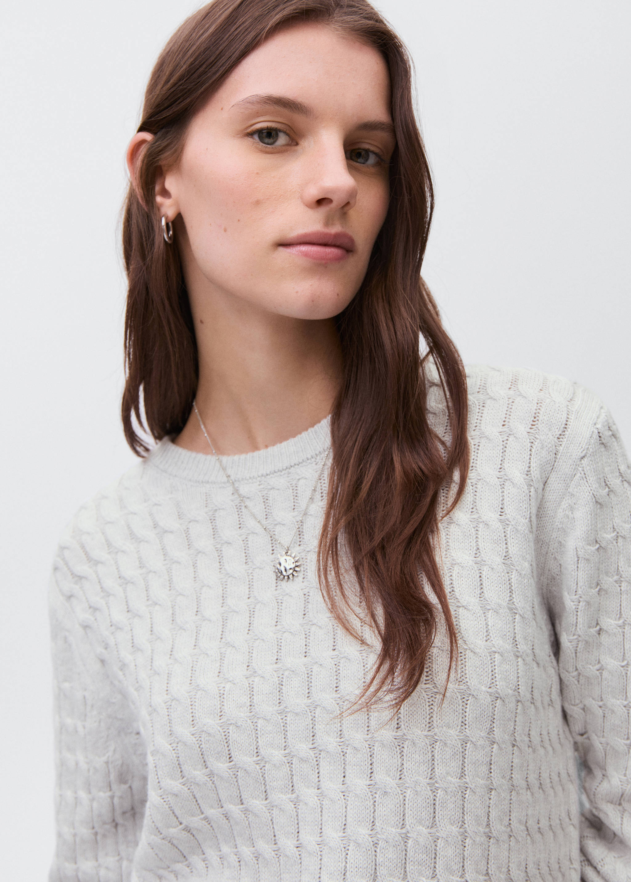 Braided knitted sweater - Details of the article 1