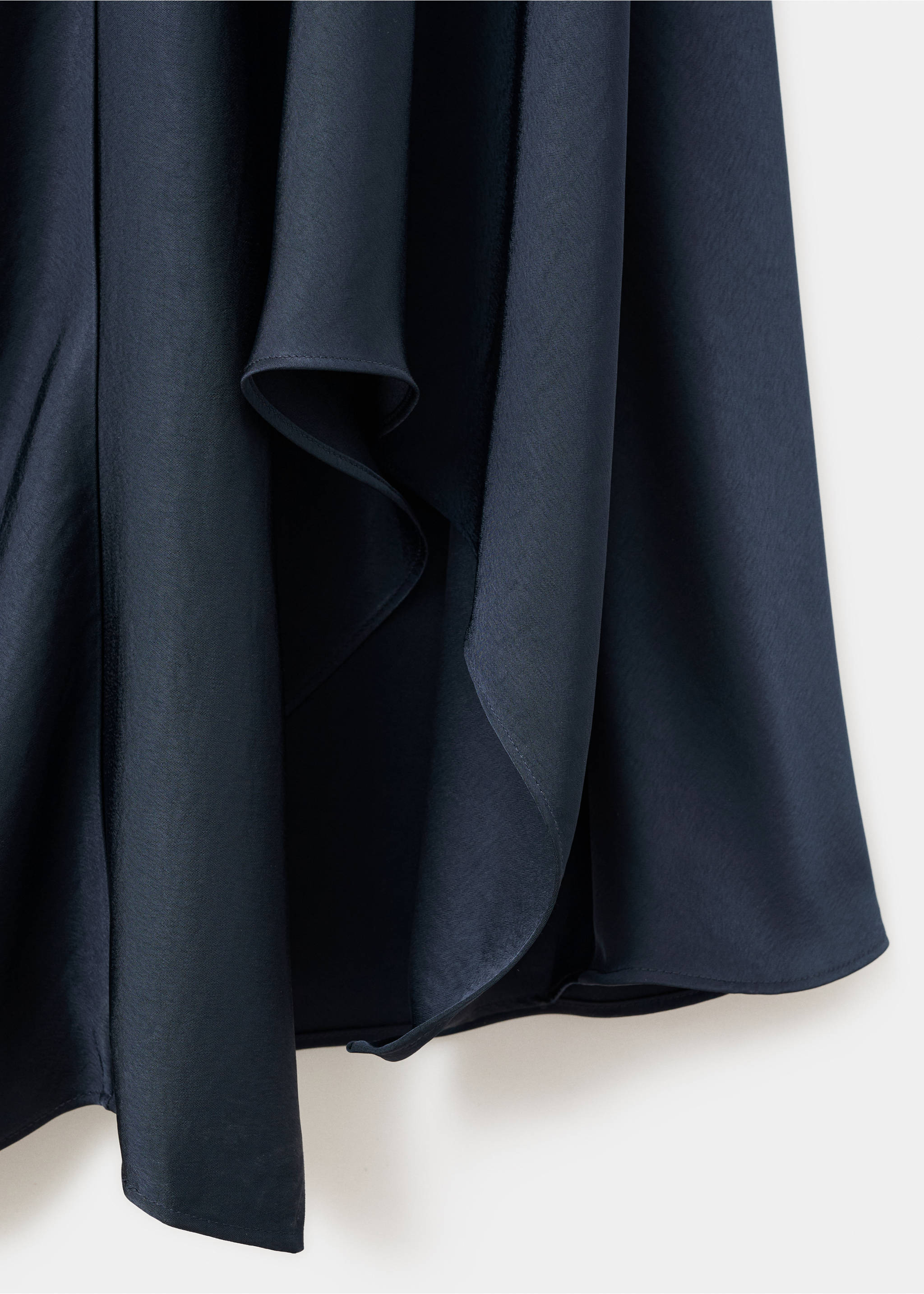 Robe satinée asymétrique - Détail de l'article 8, Bleu nuit. Ref: 17004091-00.