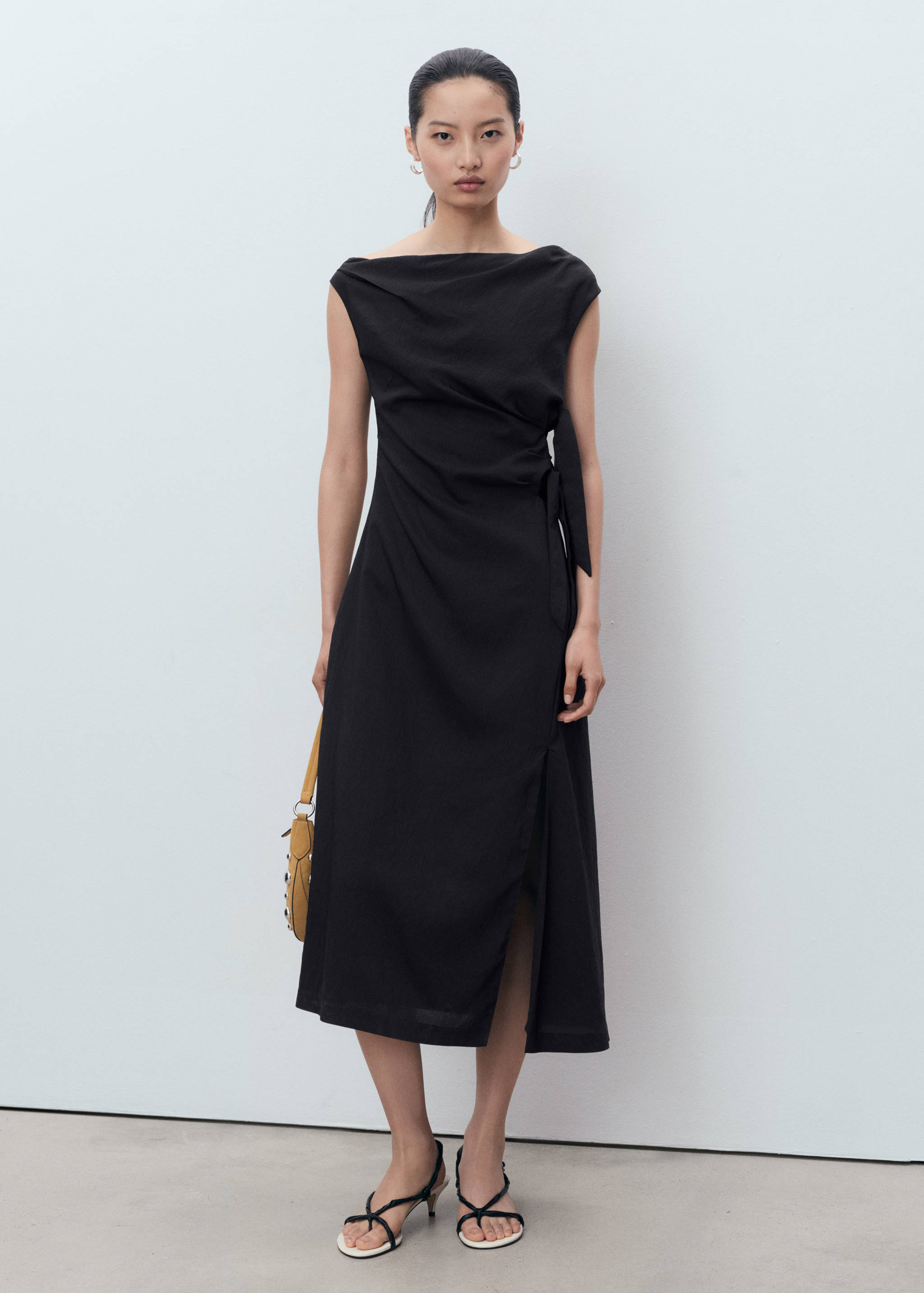 Vestit asimètric nusos - Pla general