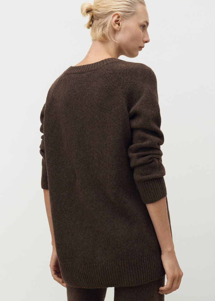 V-neck knit sweater — Chocolate