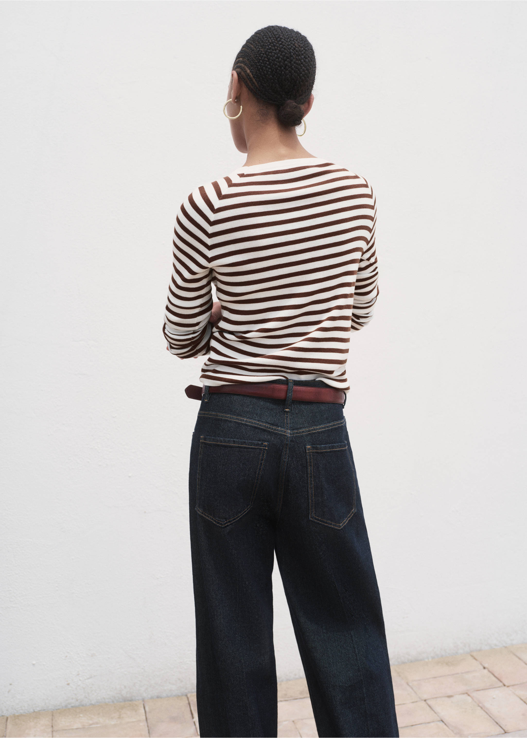 Long-sleeved fine-knit sweater - Reverse of the article, Ecru. Ref: 17004106-00.