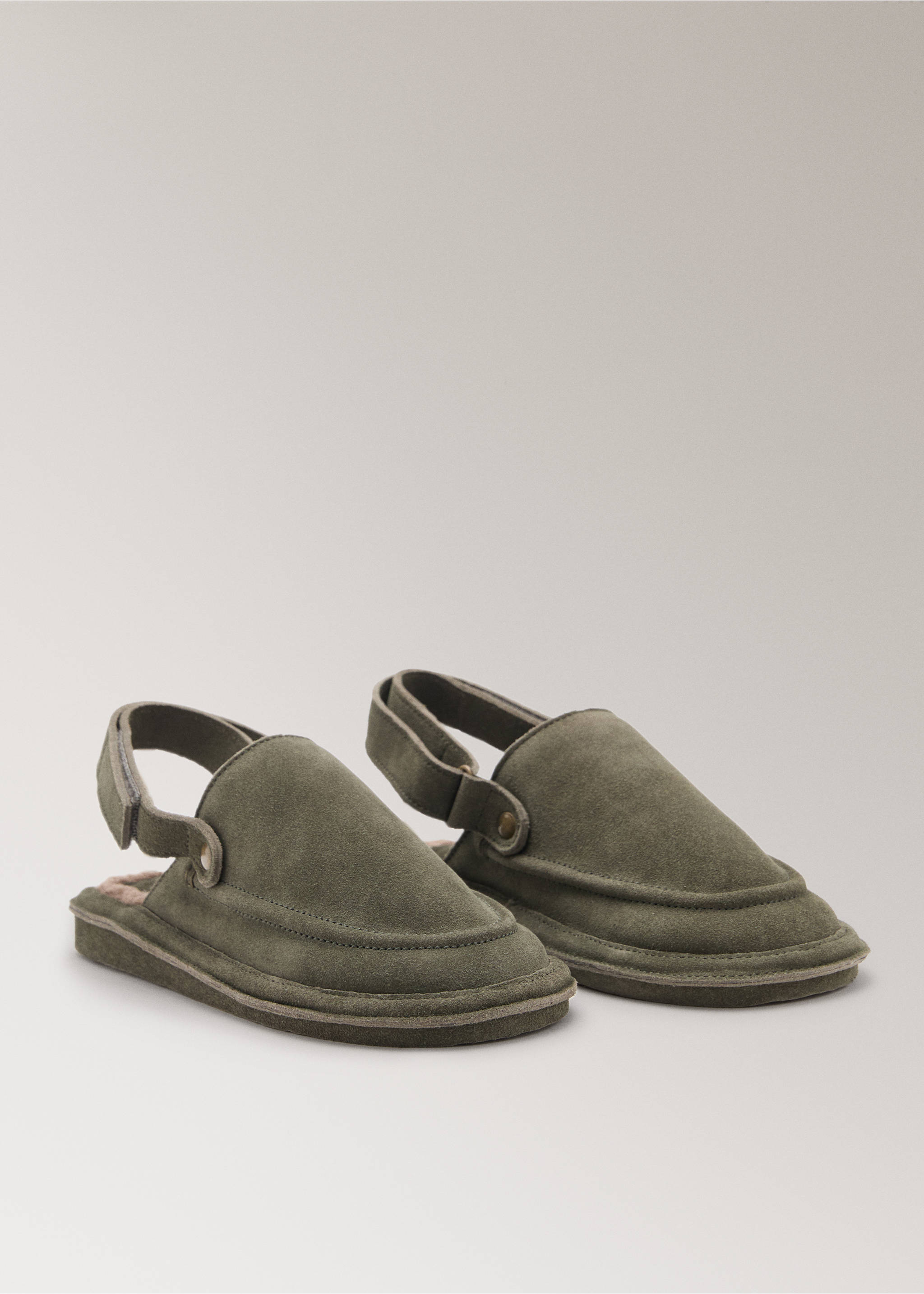 Leather slippers with shearling lining - Medium plane, Pastel Green. Ref: 17004110-00.