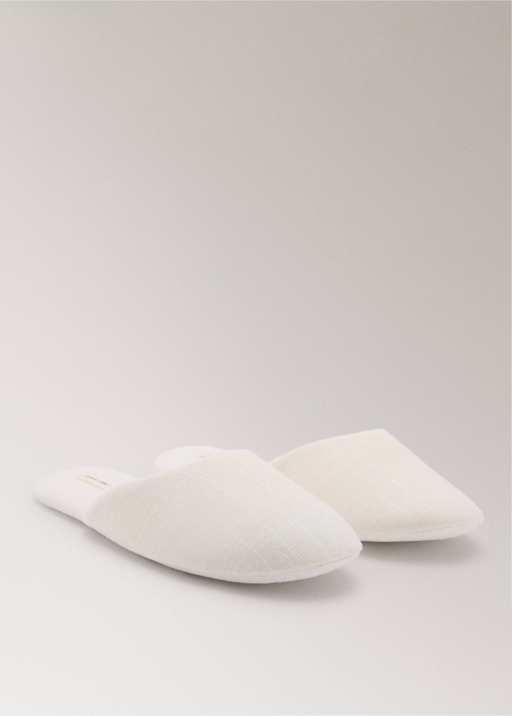 Cotton textured mule slippers - Medium plane, Ivory White. Ref: 17004111-00.