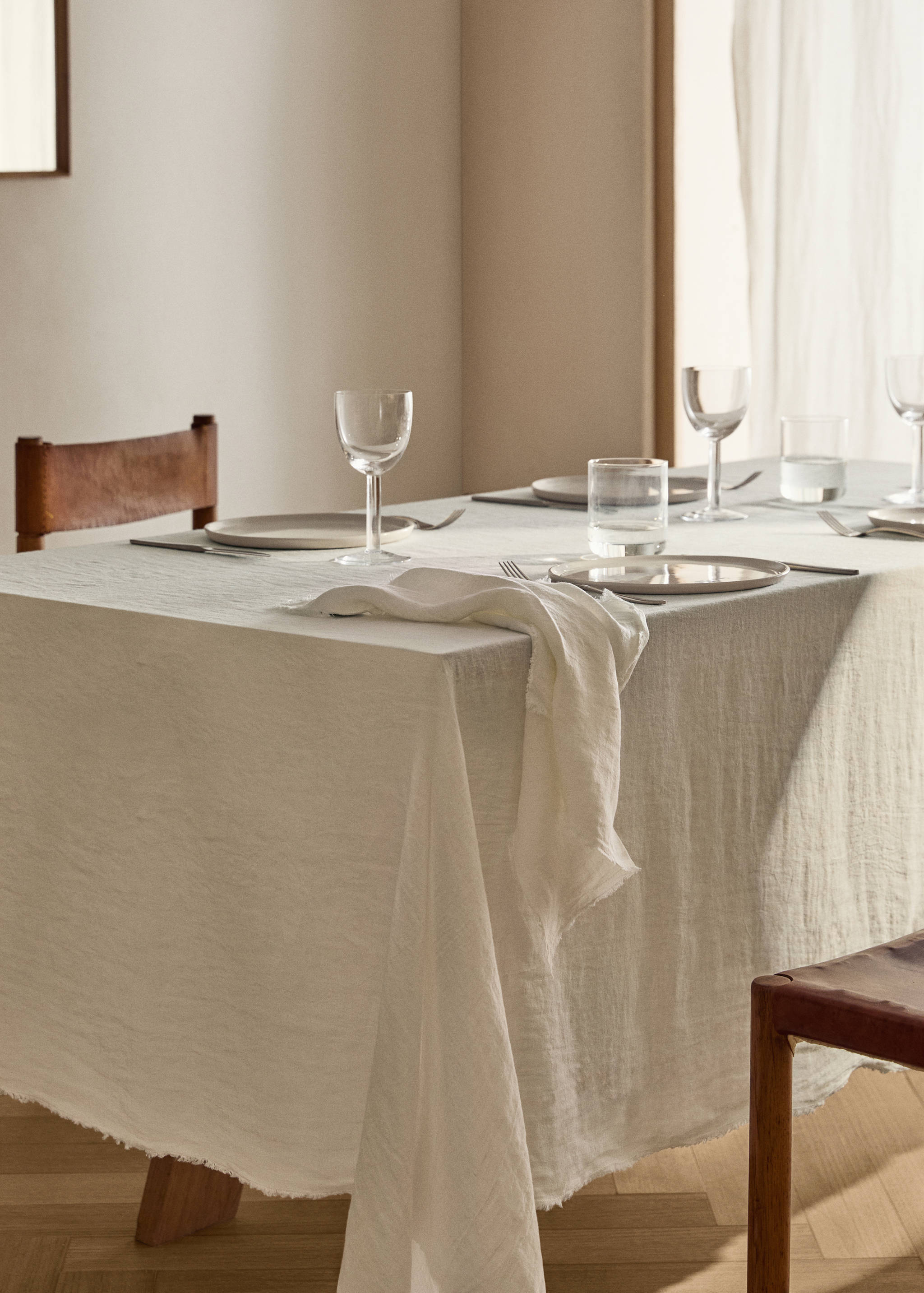 Linneduk med fransad kant för 6 till 8 gäster - Allmän bild