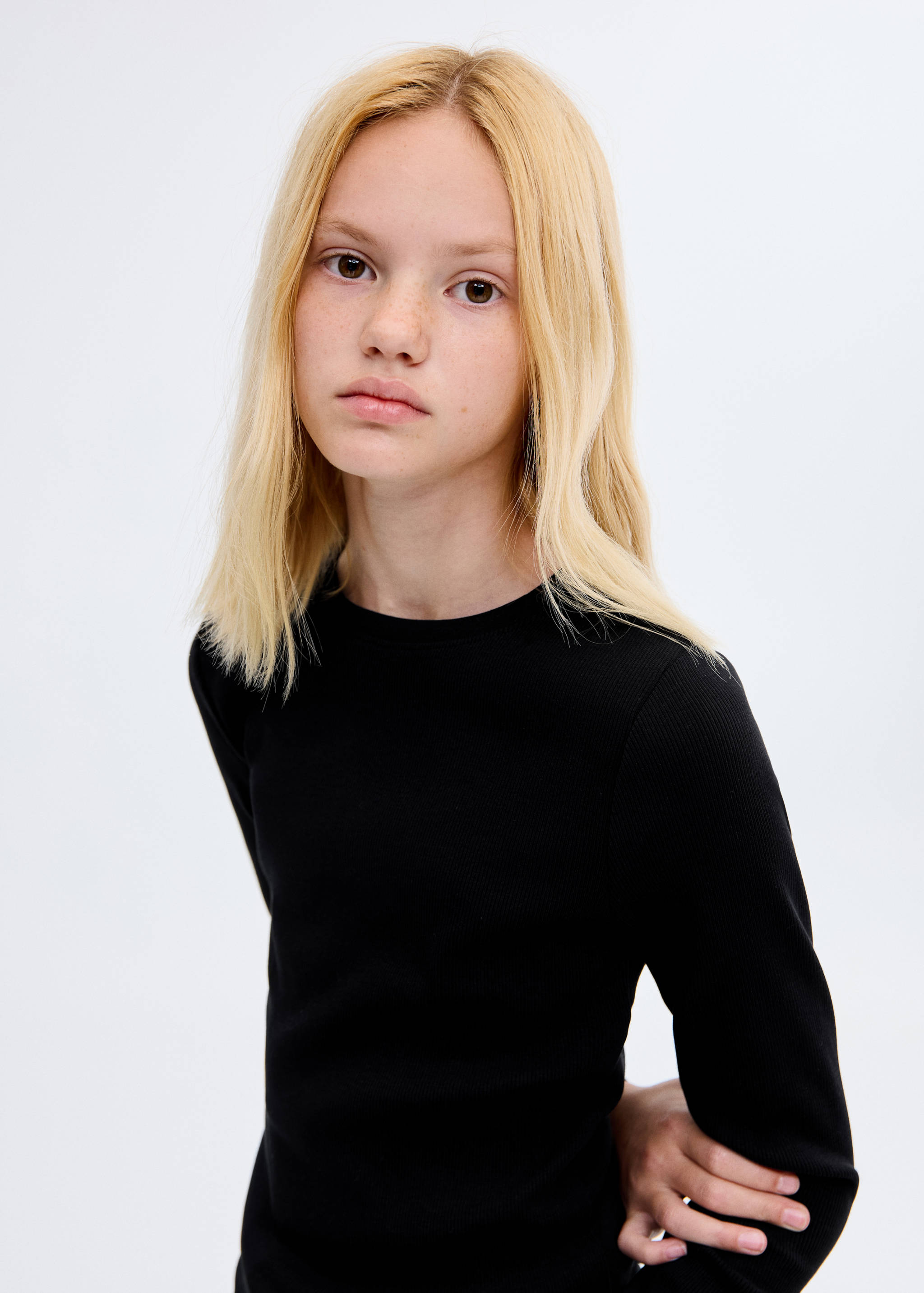 T-shirt côtelé manches longues - Plan moyen