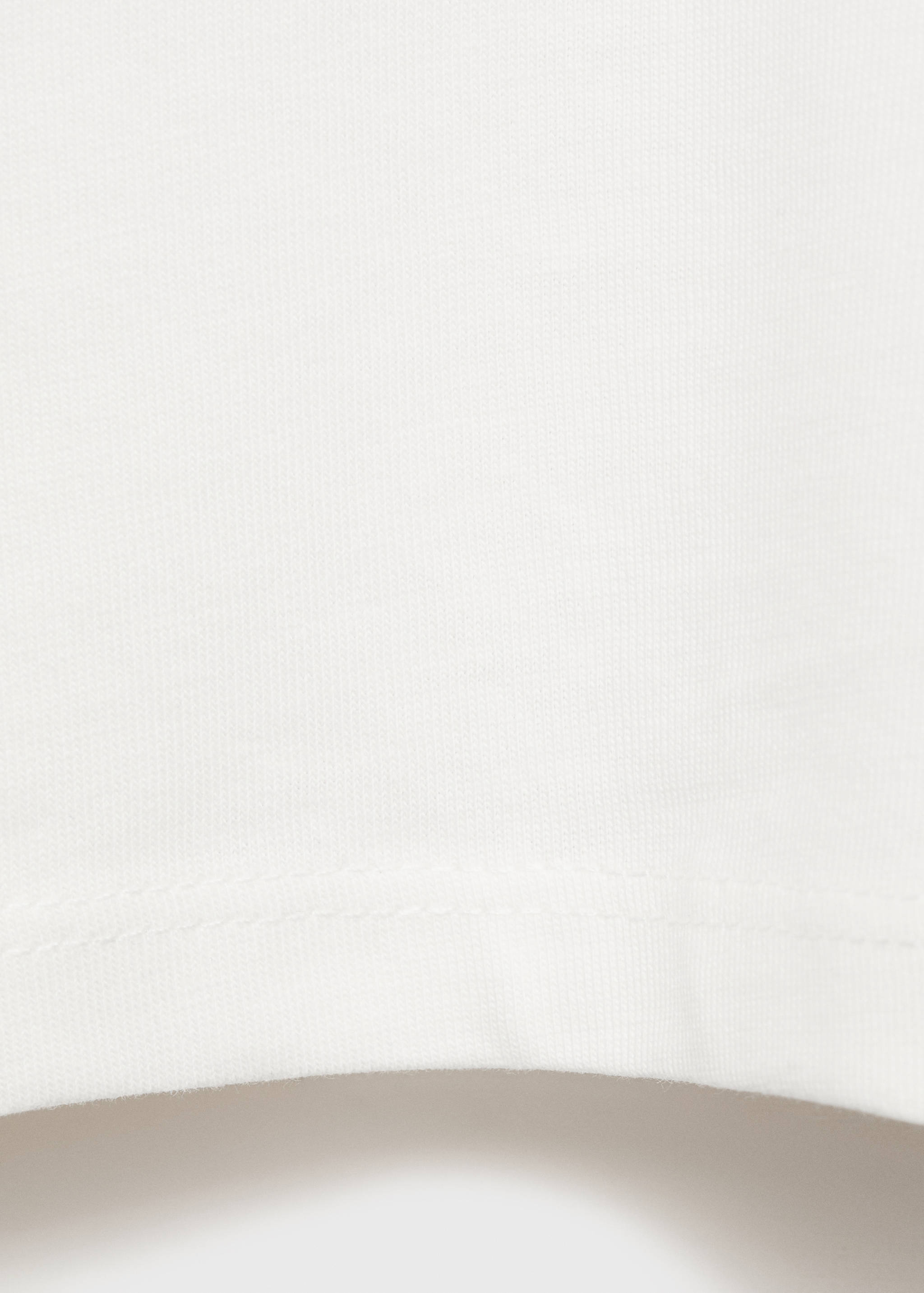 Tricou decupat - Detaliu al articolului 0