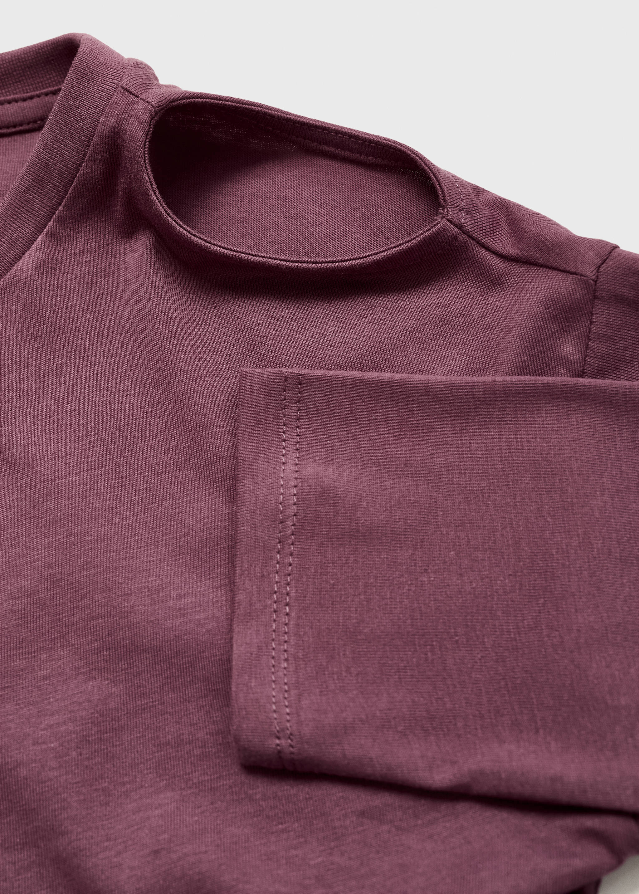 Cut-out t-shirt - Details of the article 8