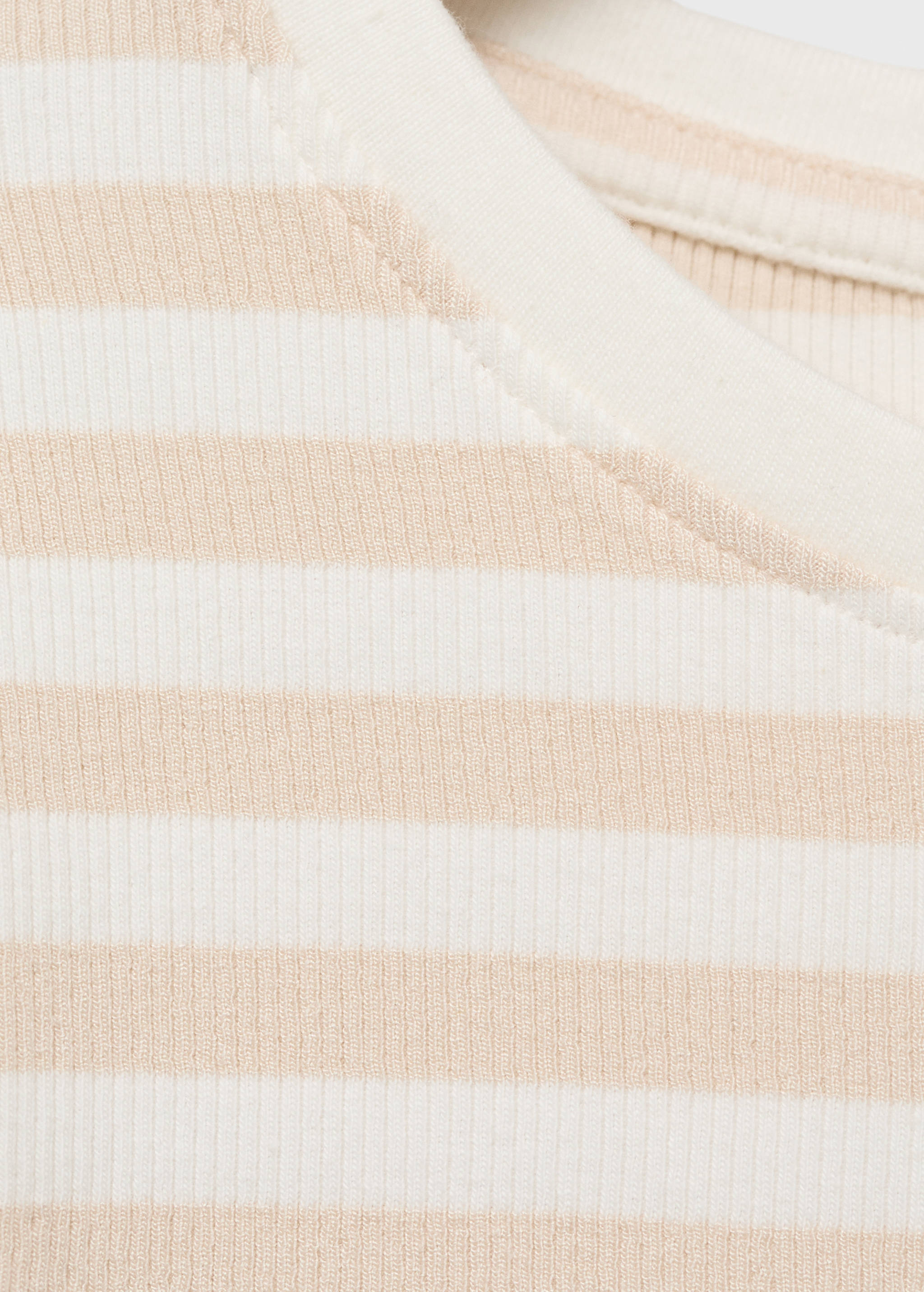 Basic striped t-shirt - Details of the article 8