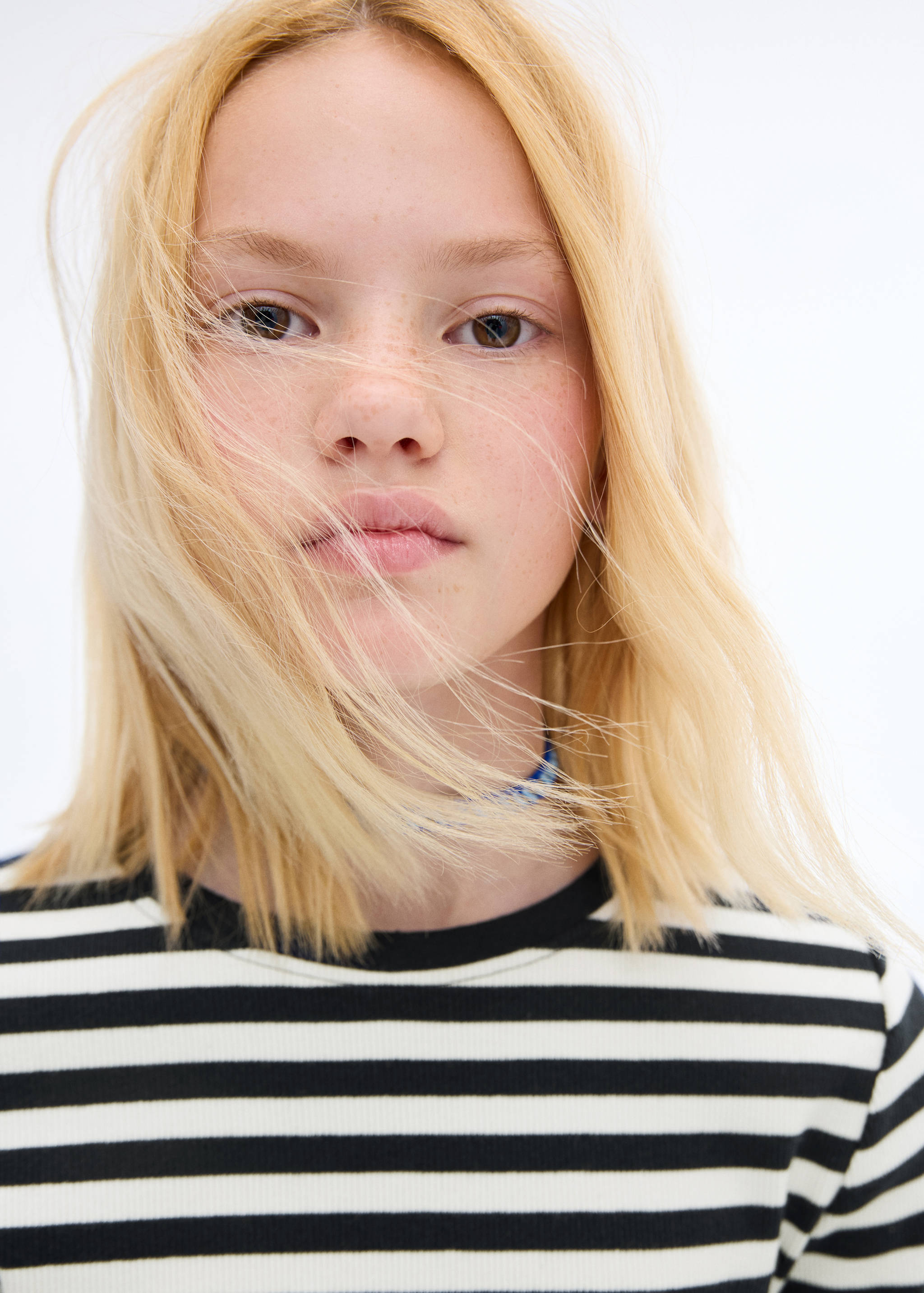 Basic striped t-shirt - Details of the article 1