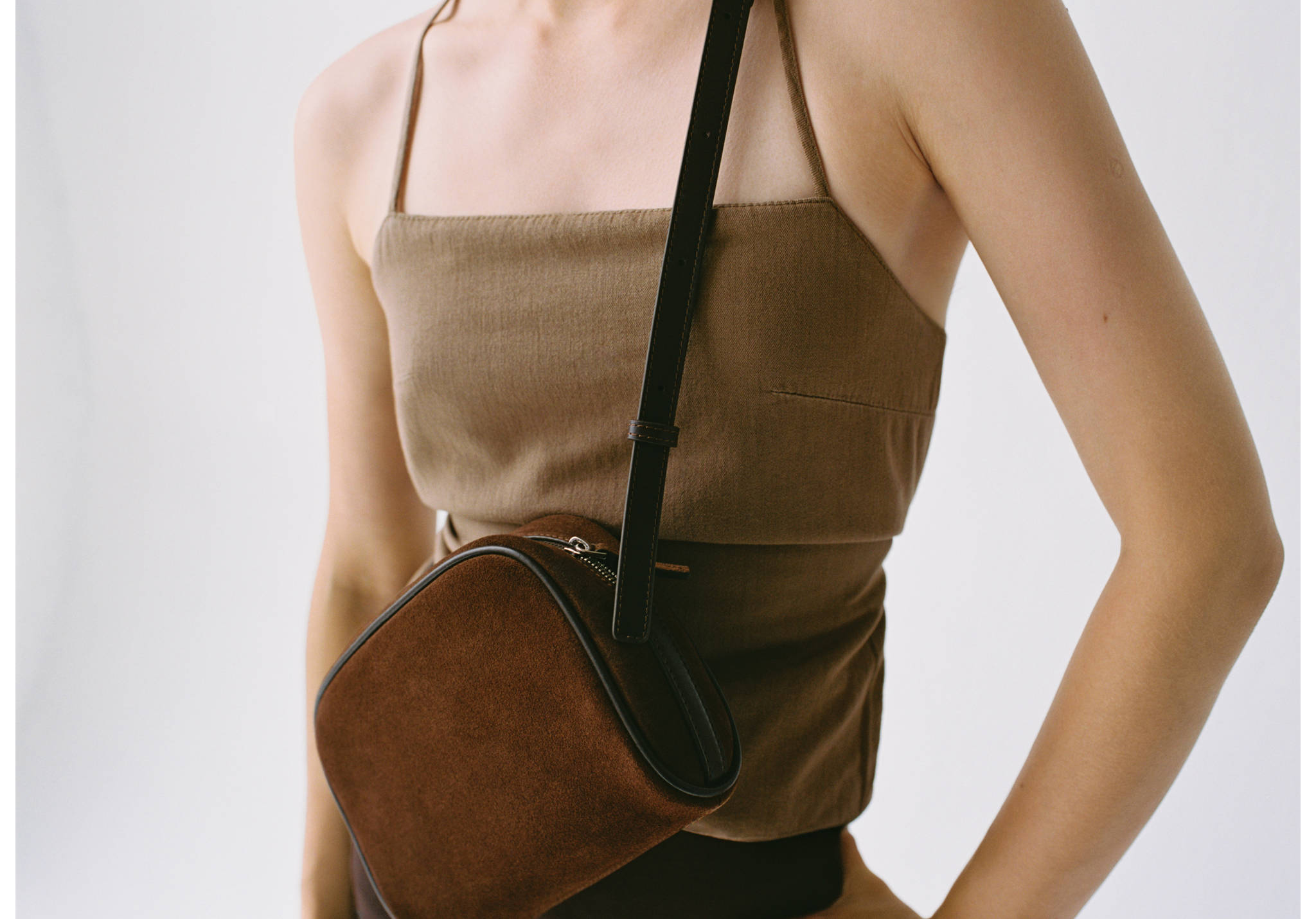 Sac bandoulière cuir suédé - Plan panoramique