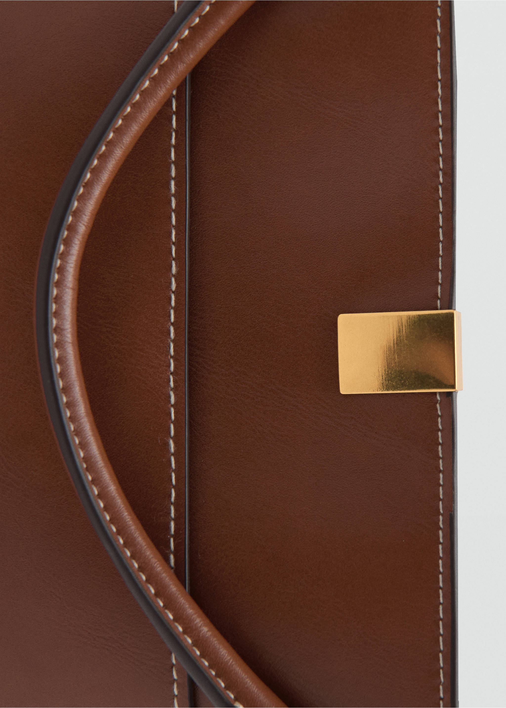 Bucket bag with metal detail - Details of the article 3, Leather. Ref: 17004449-00.