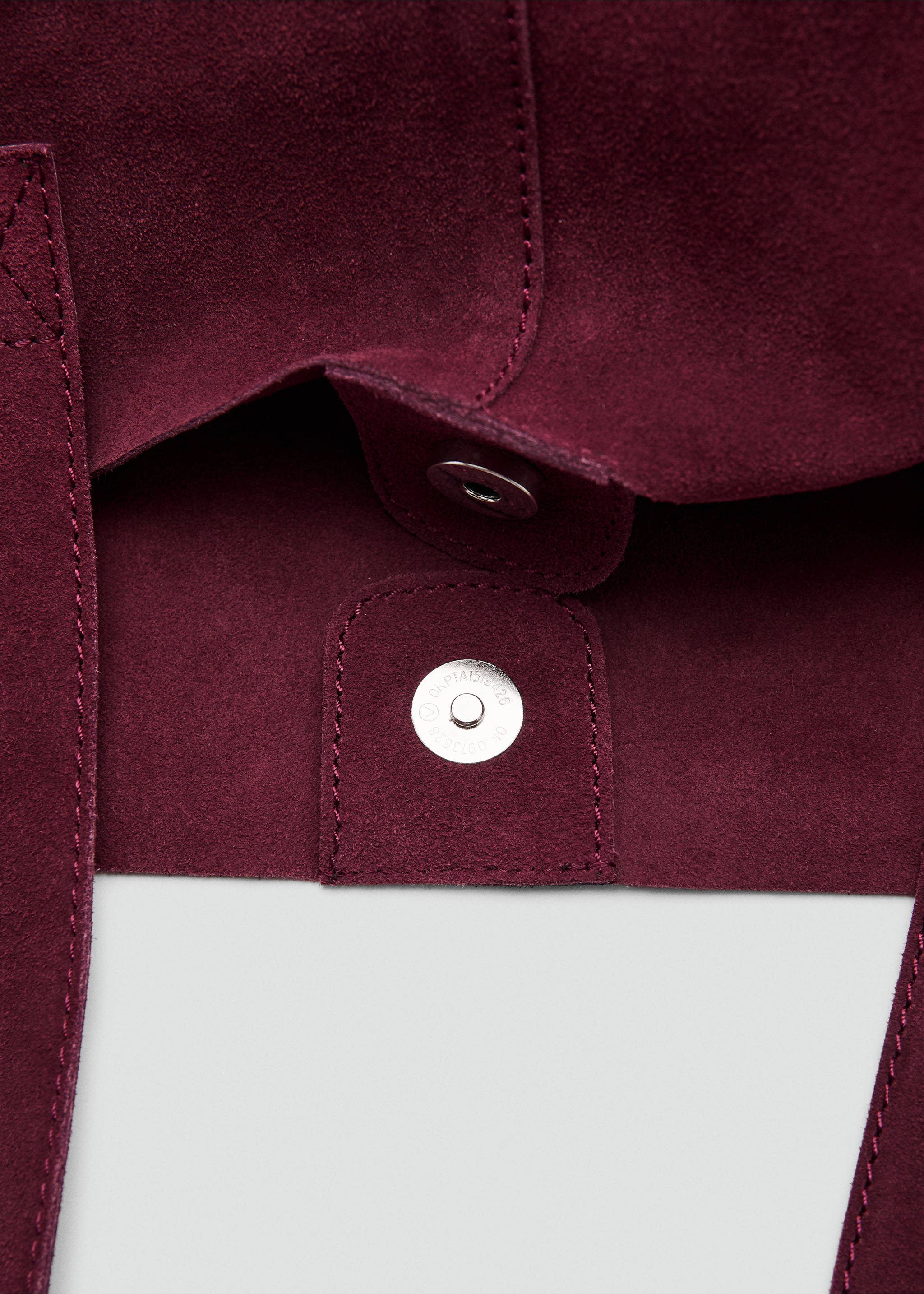Leather tote bag - Details of the article 2, Burgundy. Ref: 17004450-00.