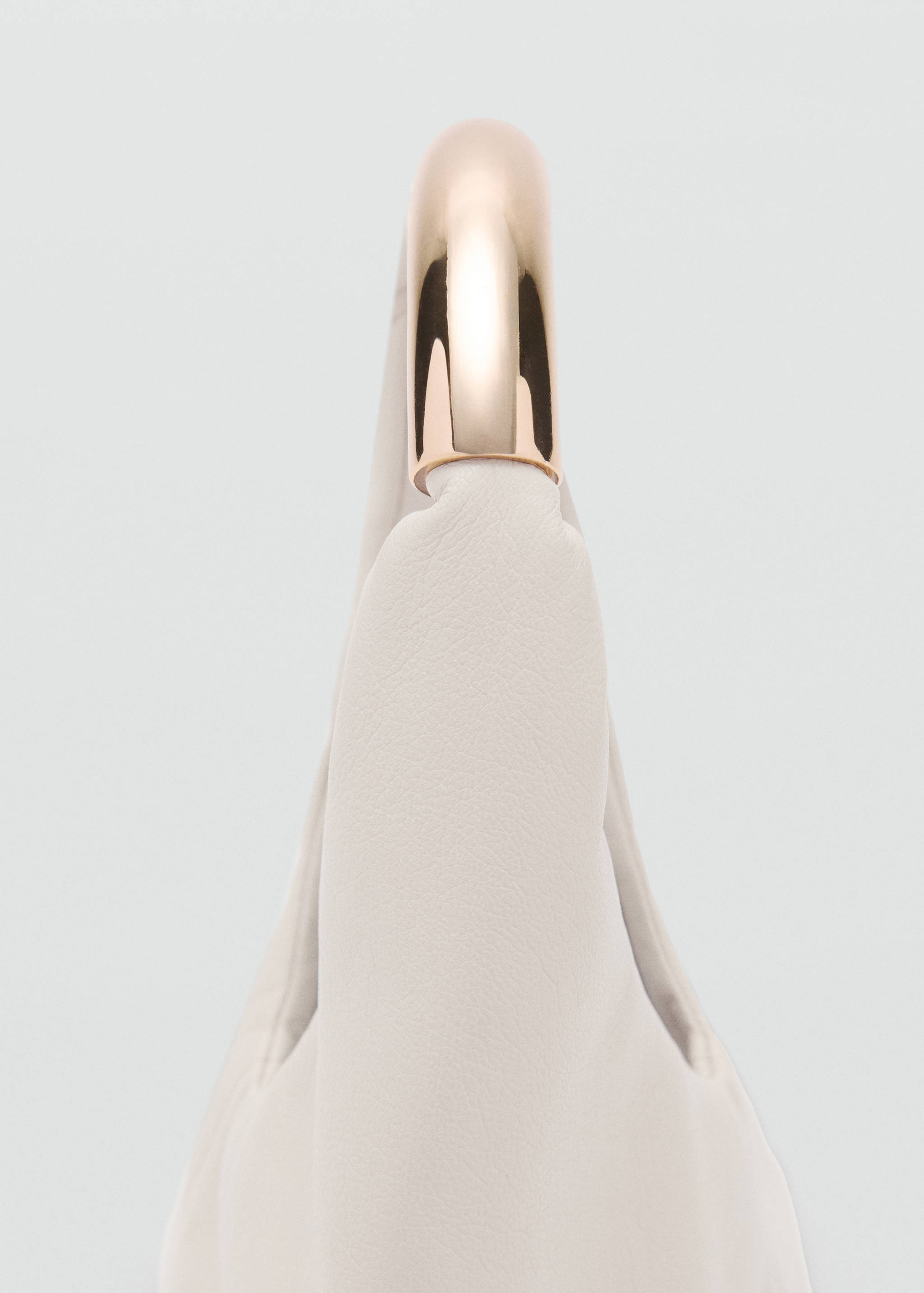 Handbag with metal handle - Details of the article 1