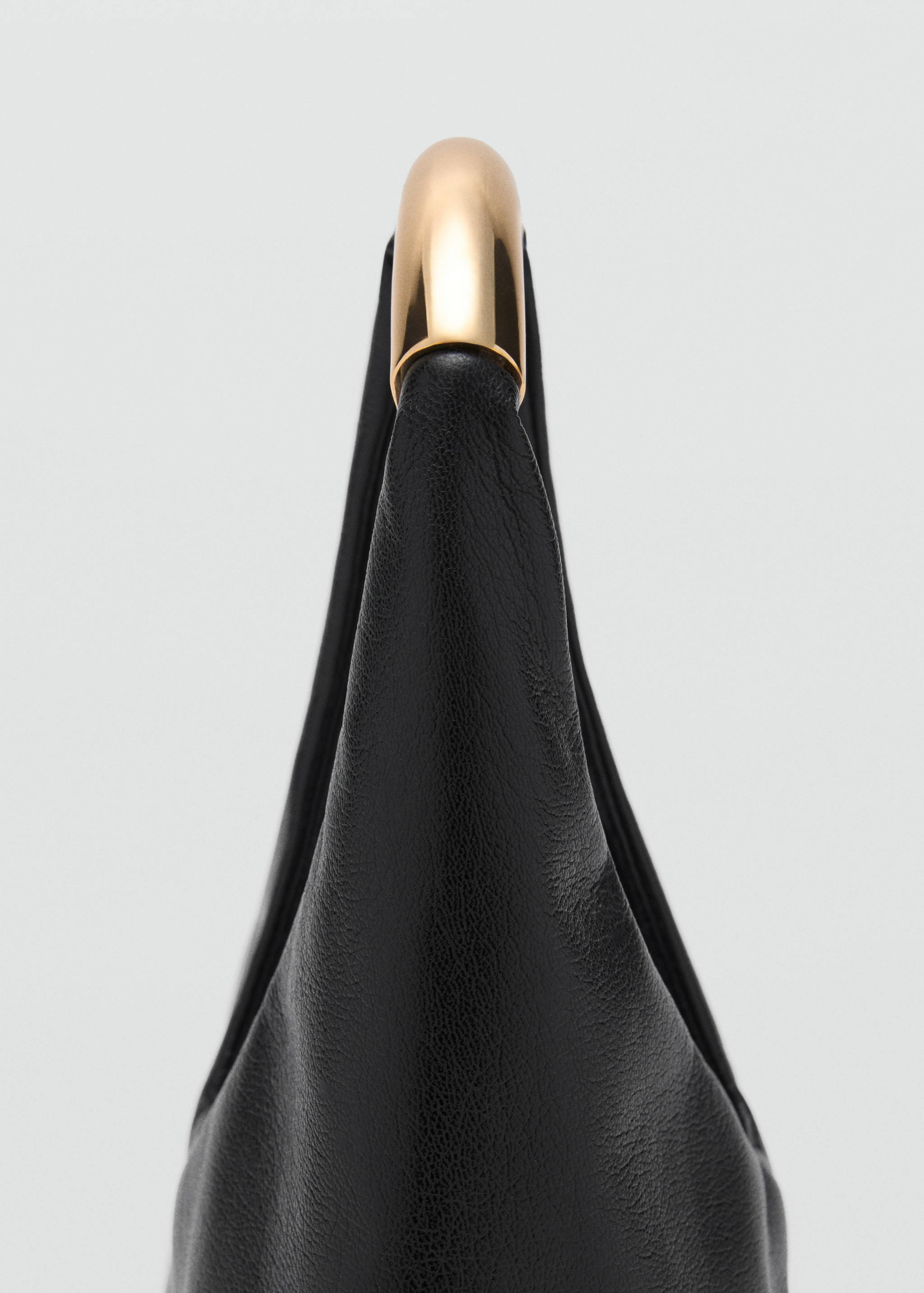 Handbag with metal handle - Details of the article 1