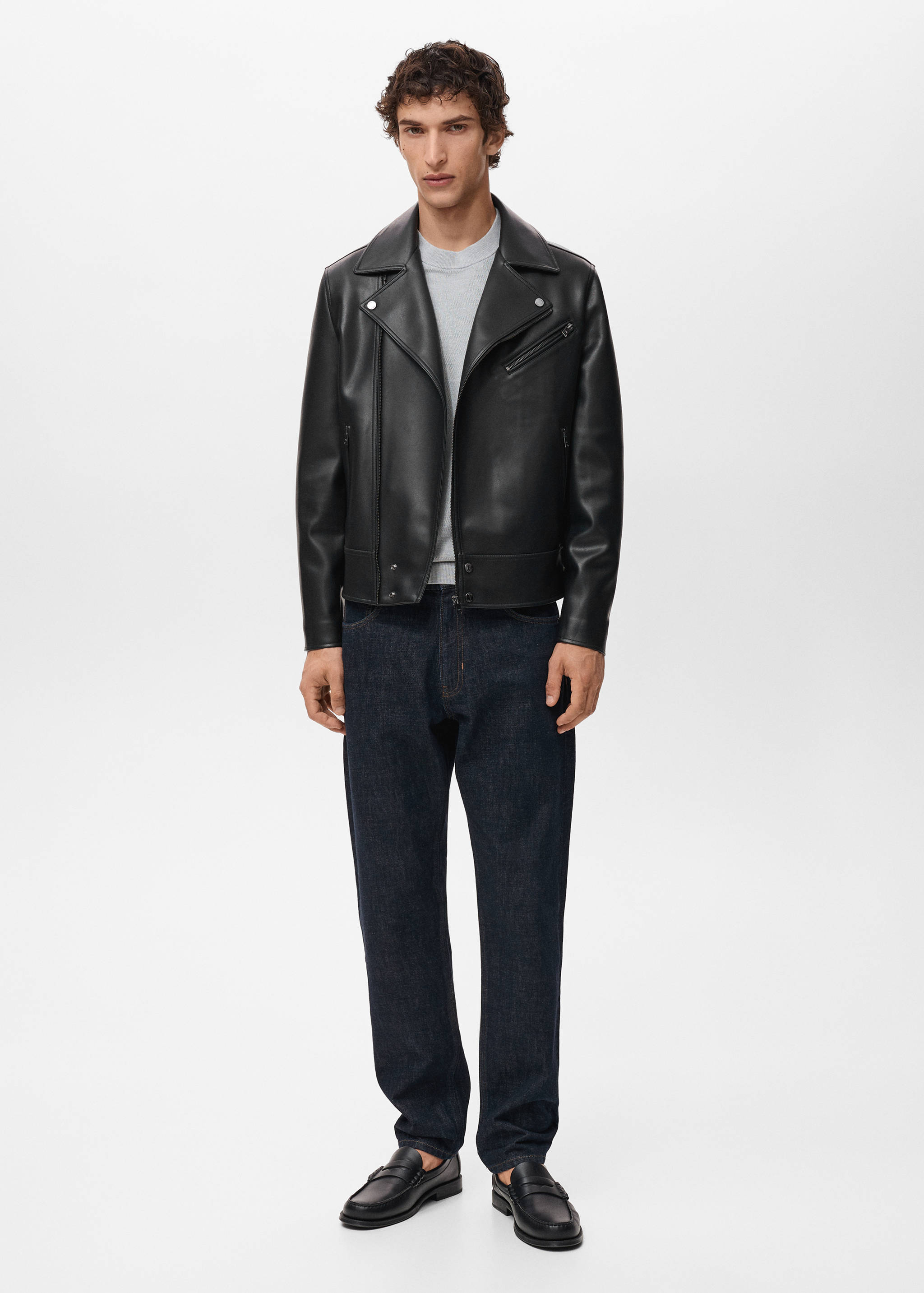 Geacă biker cu aspect de piele - Plan general