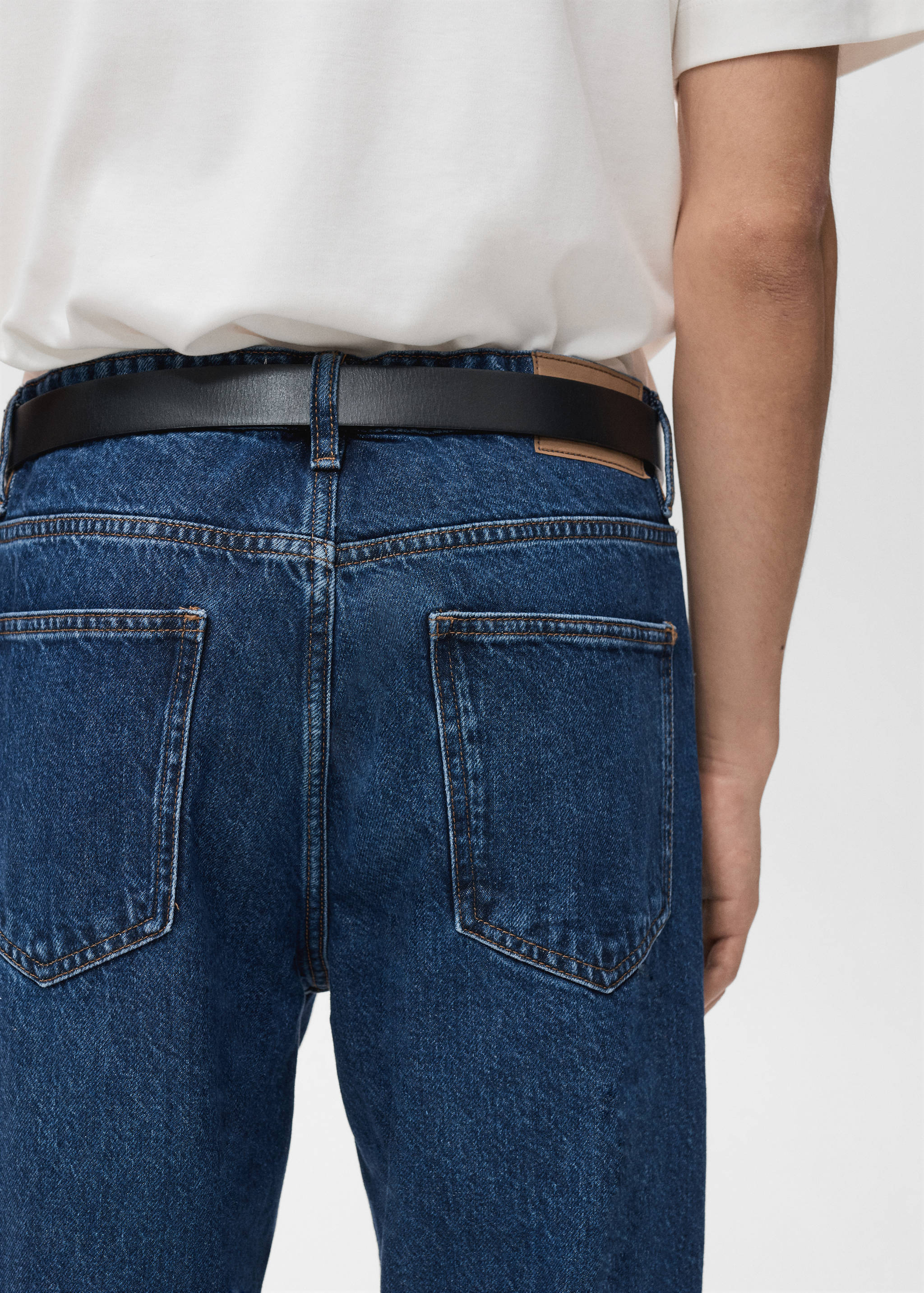 Sammy cropped carrot-fit jeans - Details of the article 6
