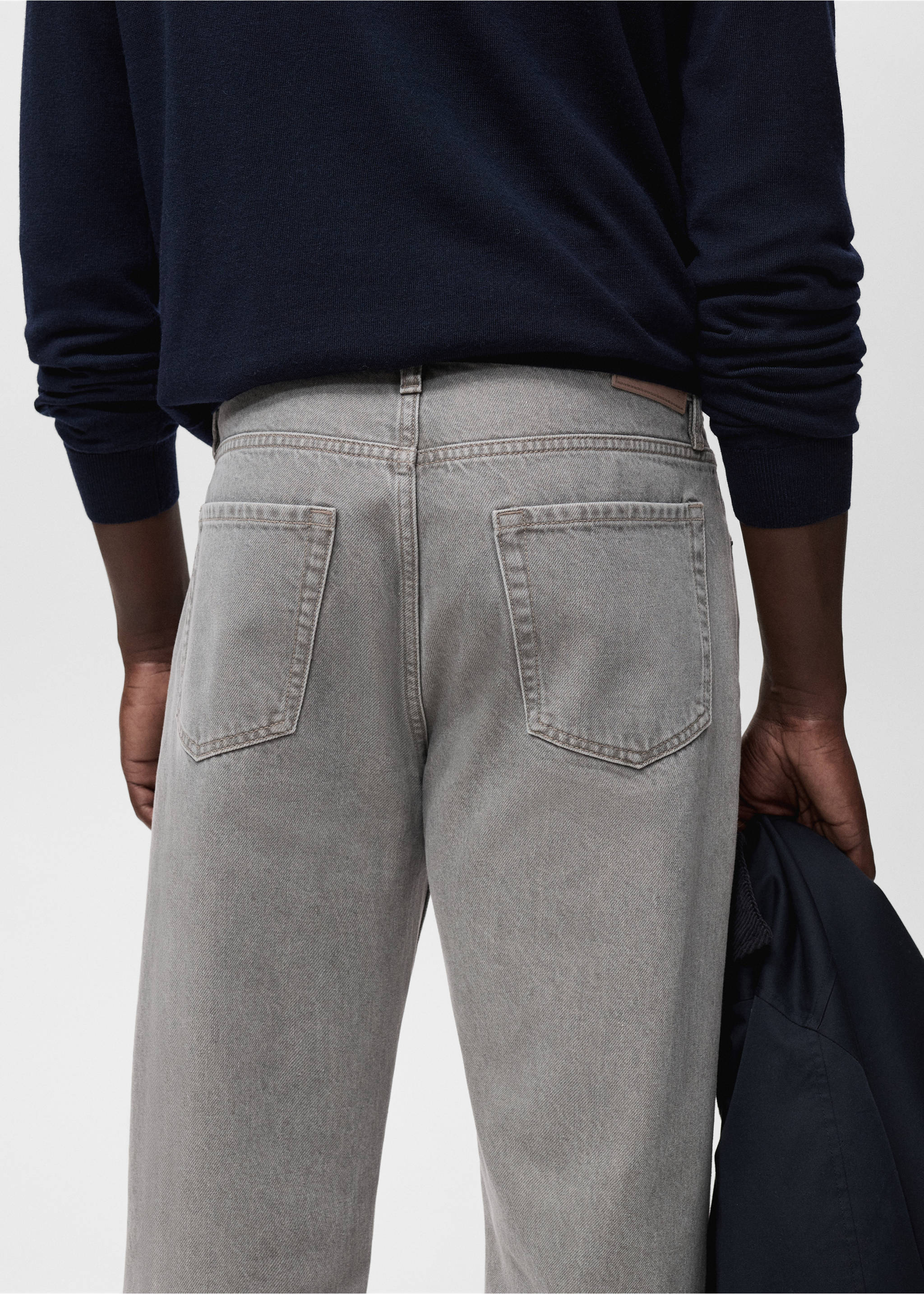 Jean Moby straight-fit - Détail de l'article 3, Gris denim. Ref: 17005155-00.