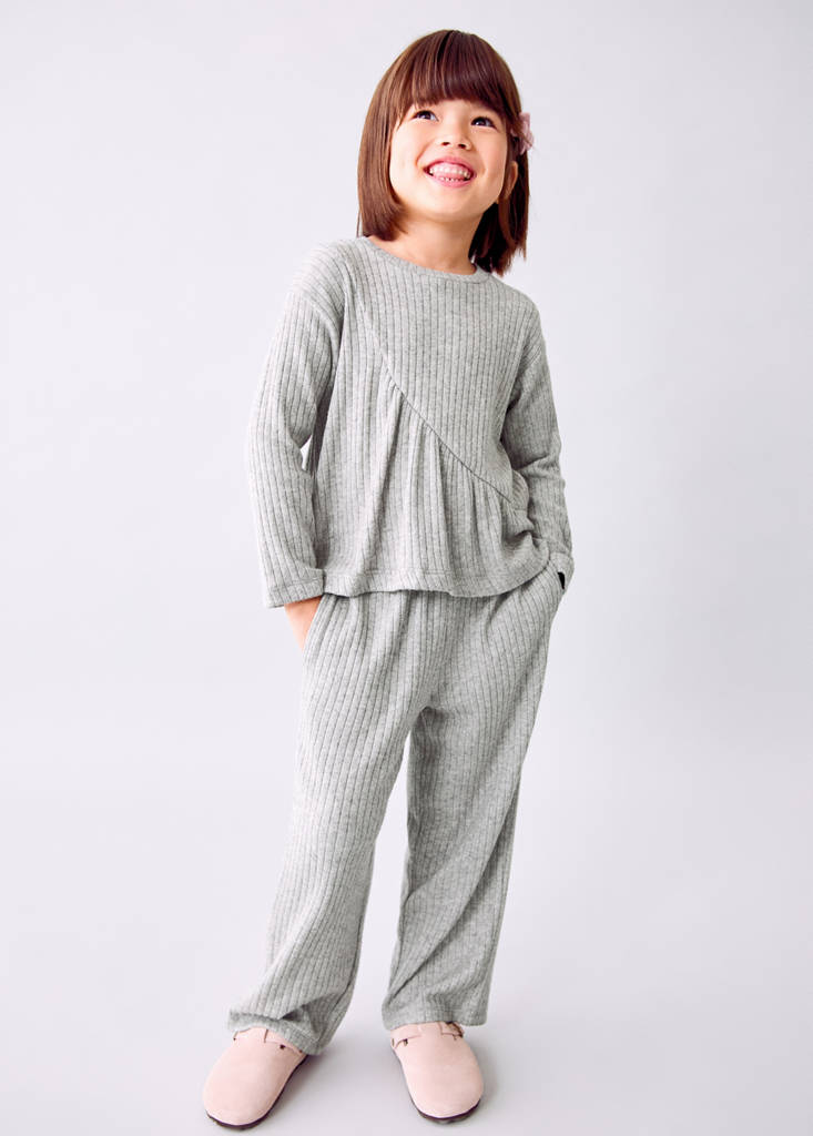 Ribbed top with ruffles — Medium Heather Grey
