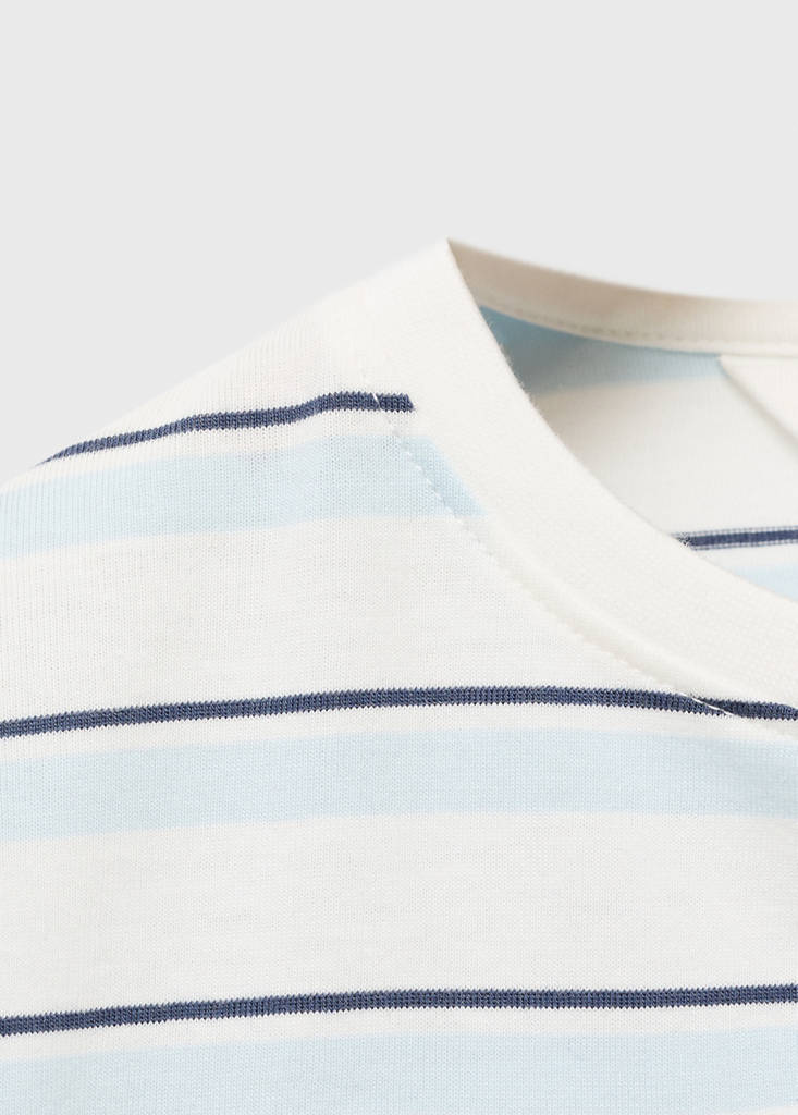 Snoopy embroidered t-shirt — Sky Blue