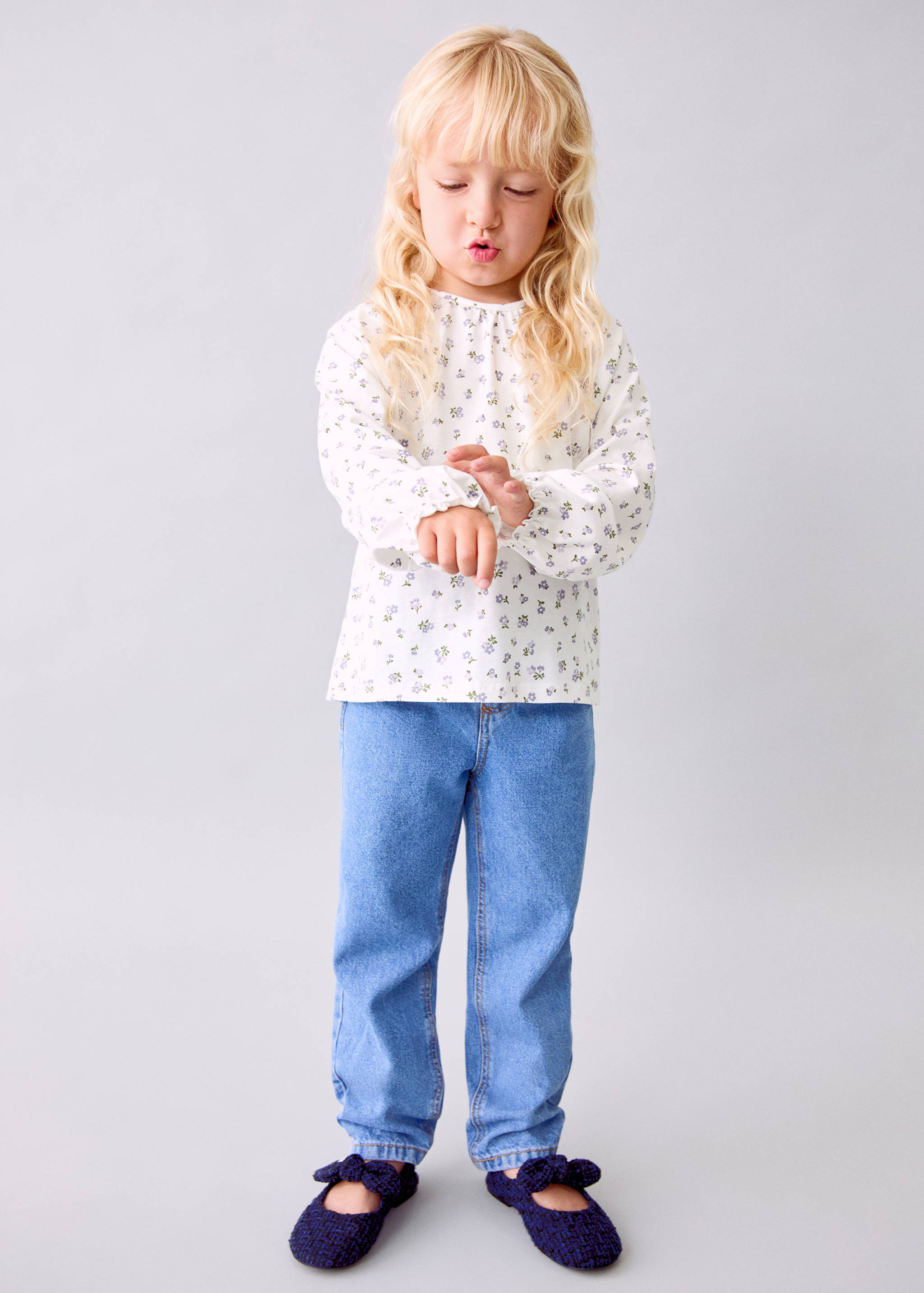 T-shirt fleurs coton - Plan général