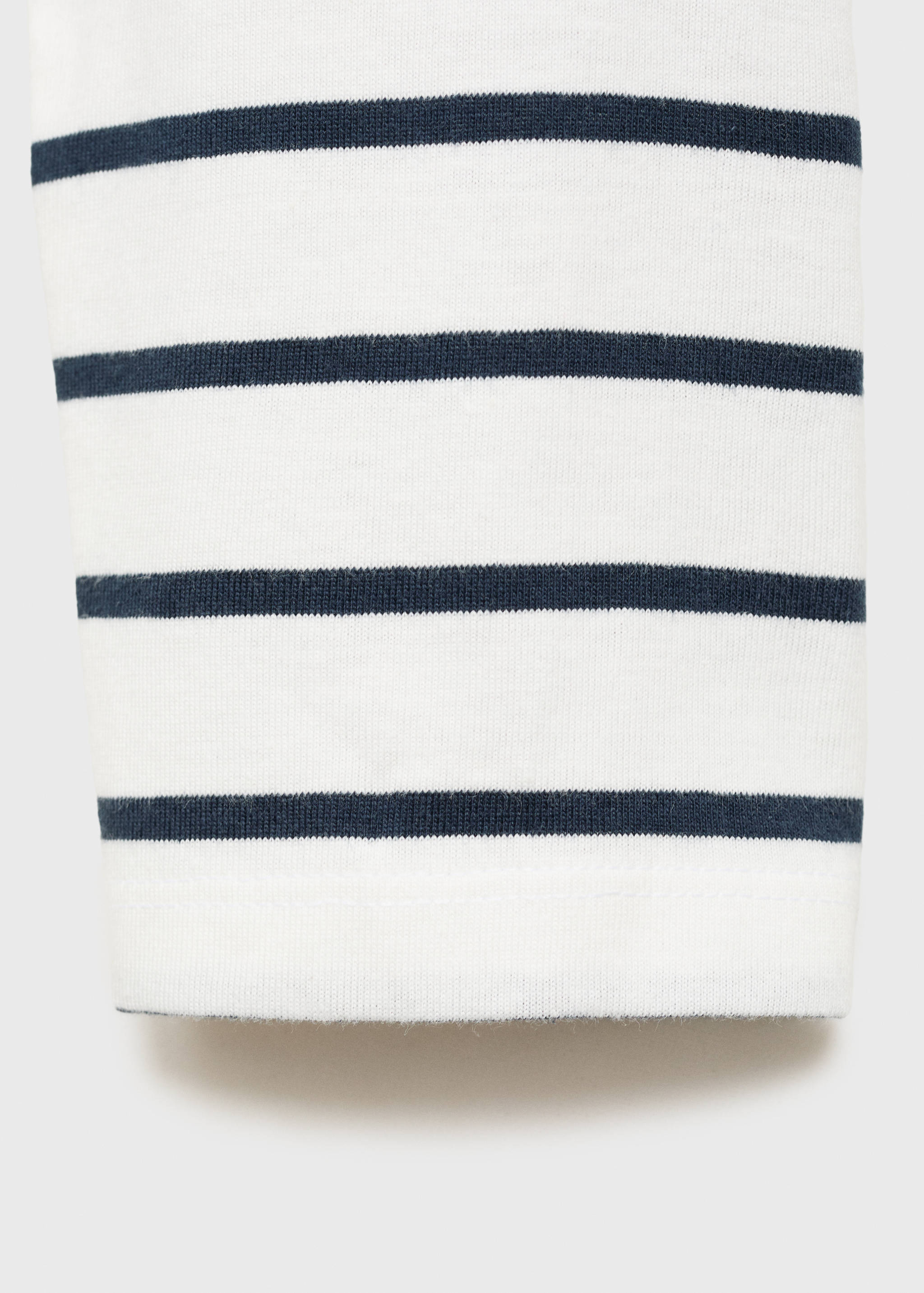 Basic striped t-shirt - Details of the article 0