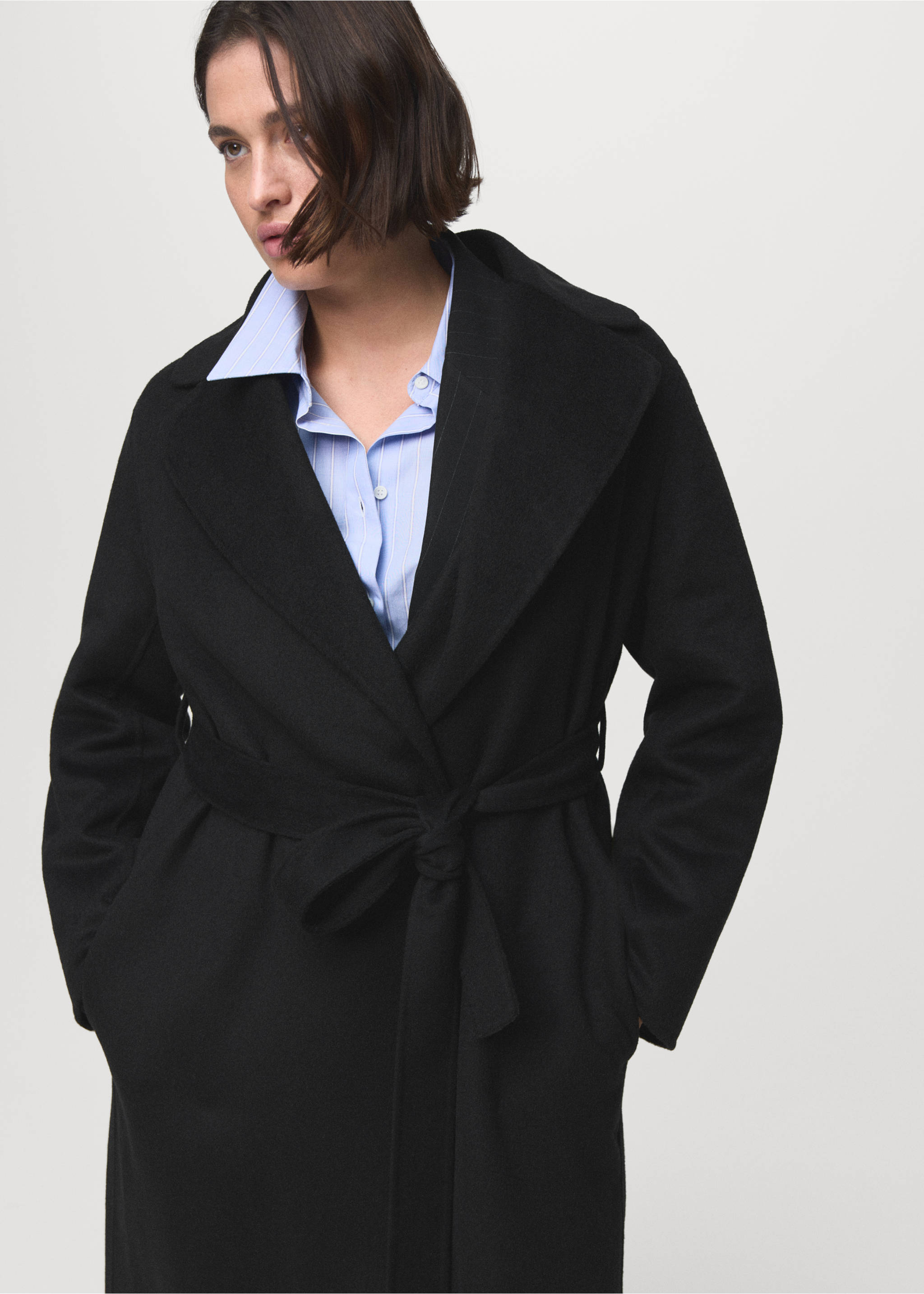 Handmade wool coat with belt - Details of the article 5, Black. Ref: 17005798-00.