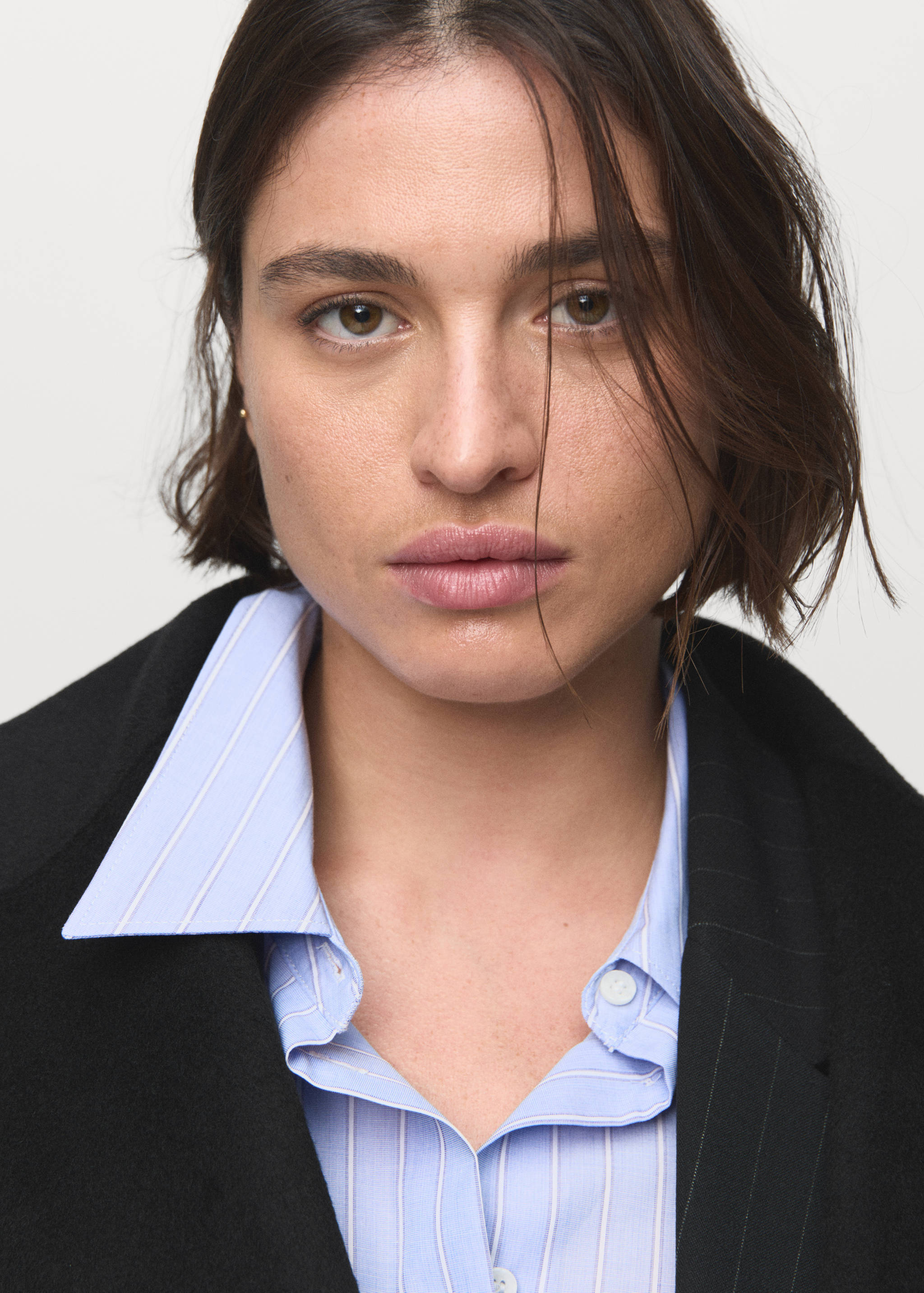 Handmade wool coat with belt - Details of the article 4