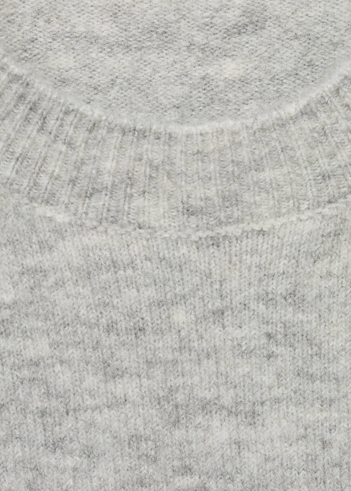 Knit embroidered sweater — Medium Heather Grey