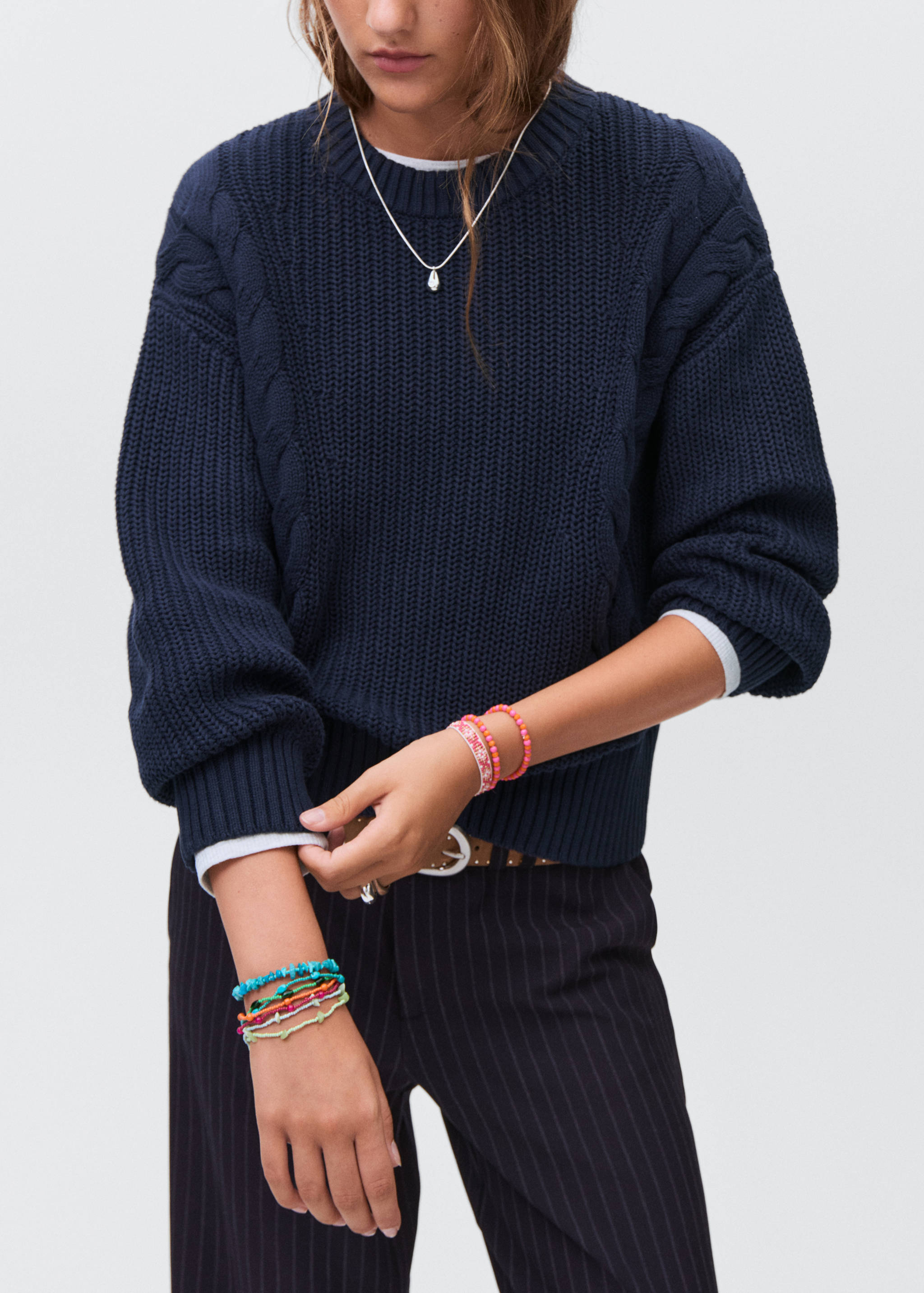 Braided knitted sweater - Details of the article 2