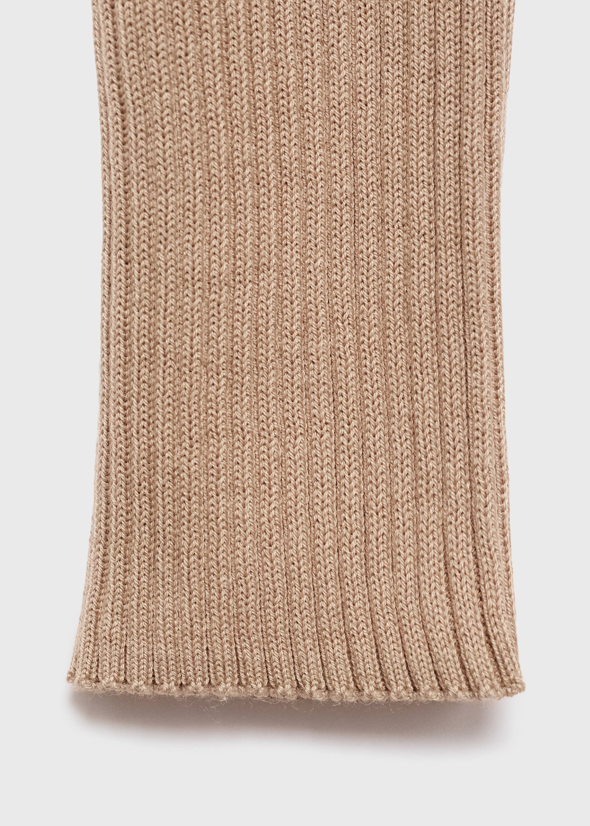 V-neck ribbed knit sweater - Details of the article 0