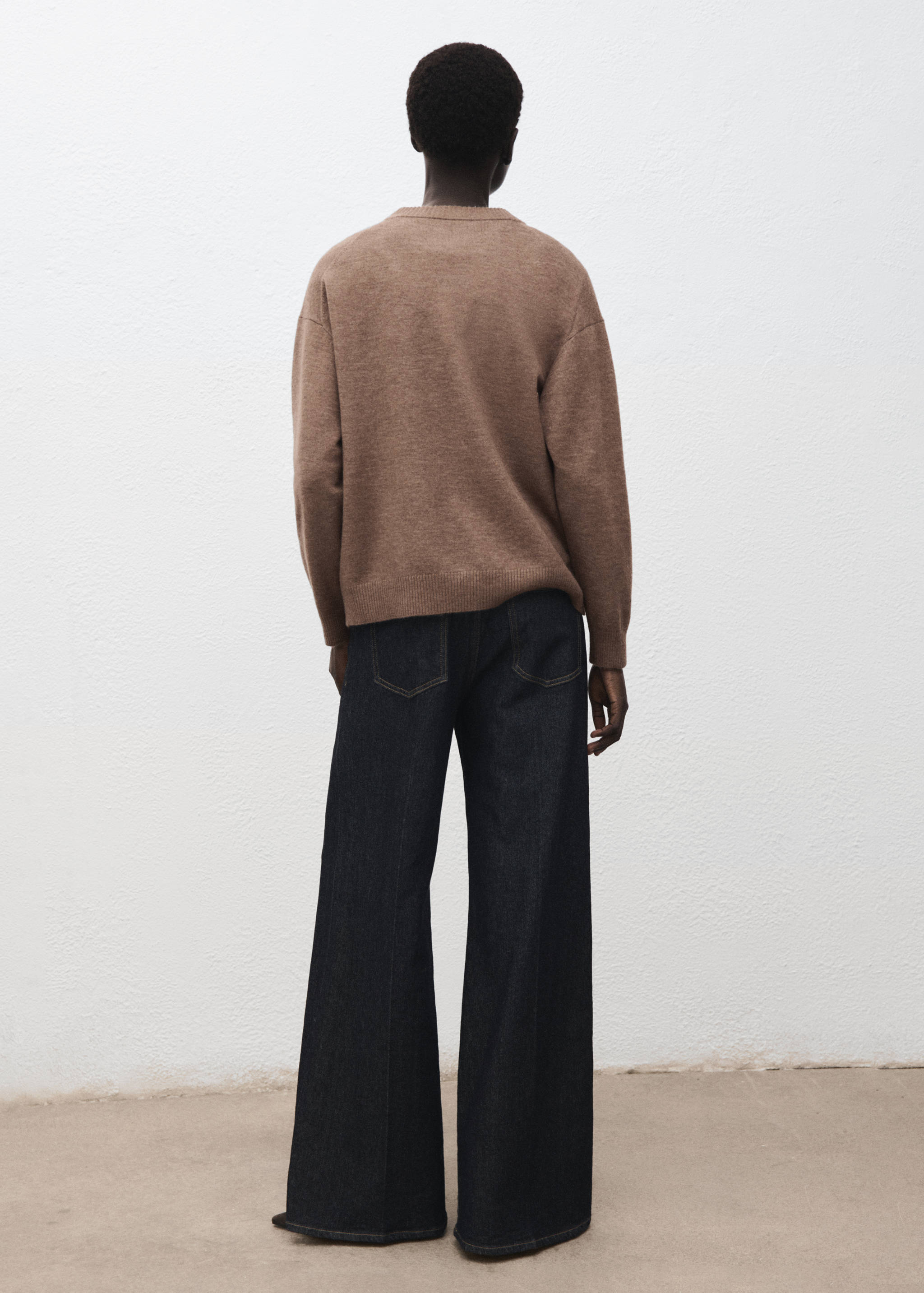 Oversized sweater with ribbed trim - Reverse of the article