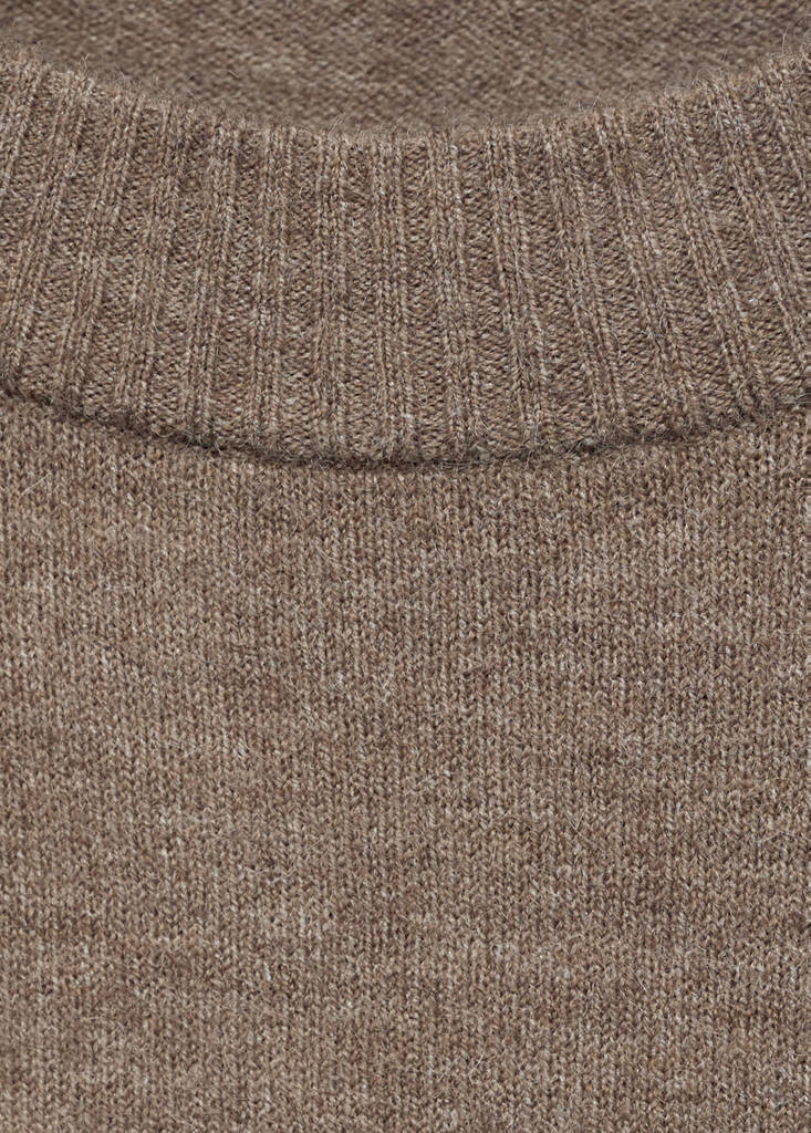 Oversized sweater with ribbed trim — Medium Brown