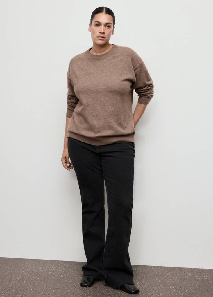 Oversized sweater with ribbed trim — Medium Brown