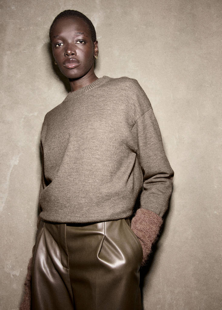 Oversized sweater with ribbed trim — Medium Brown