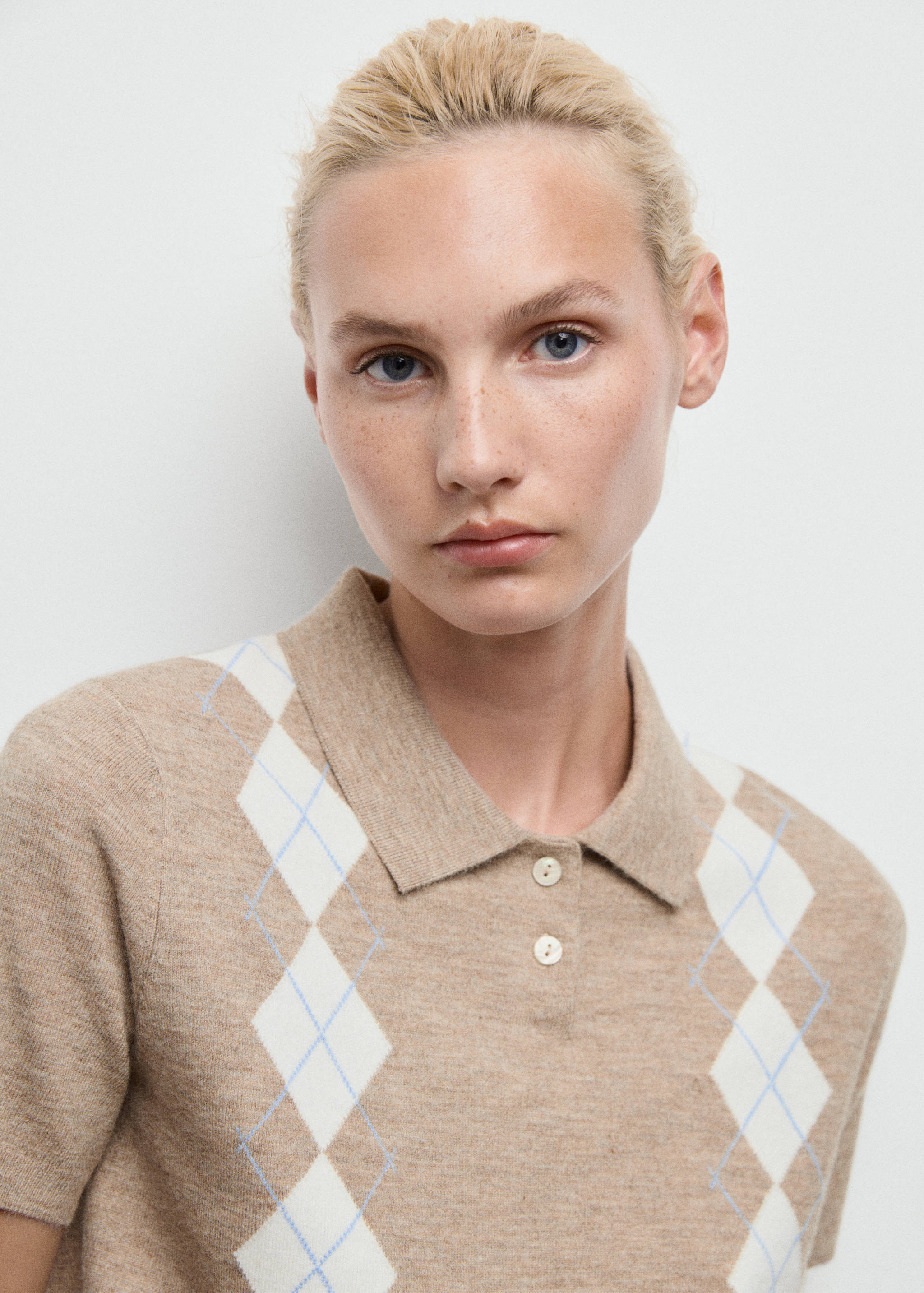 Argyle polo neck sweater - Details of the article 1