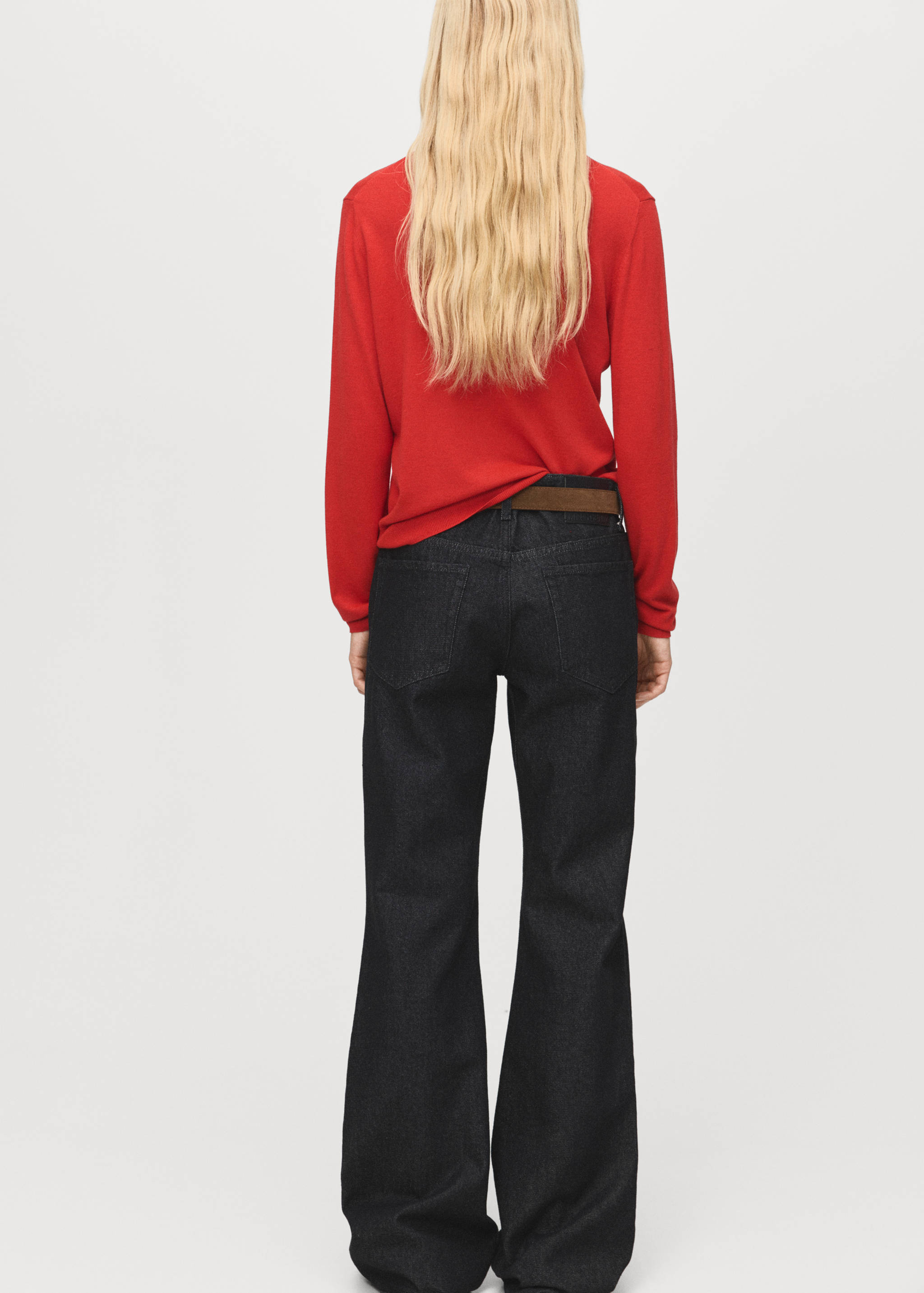 Fine-knit crew-neck sweater - Reverse of the article