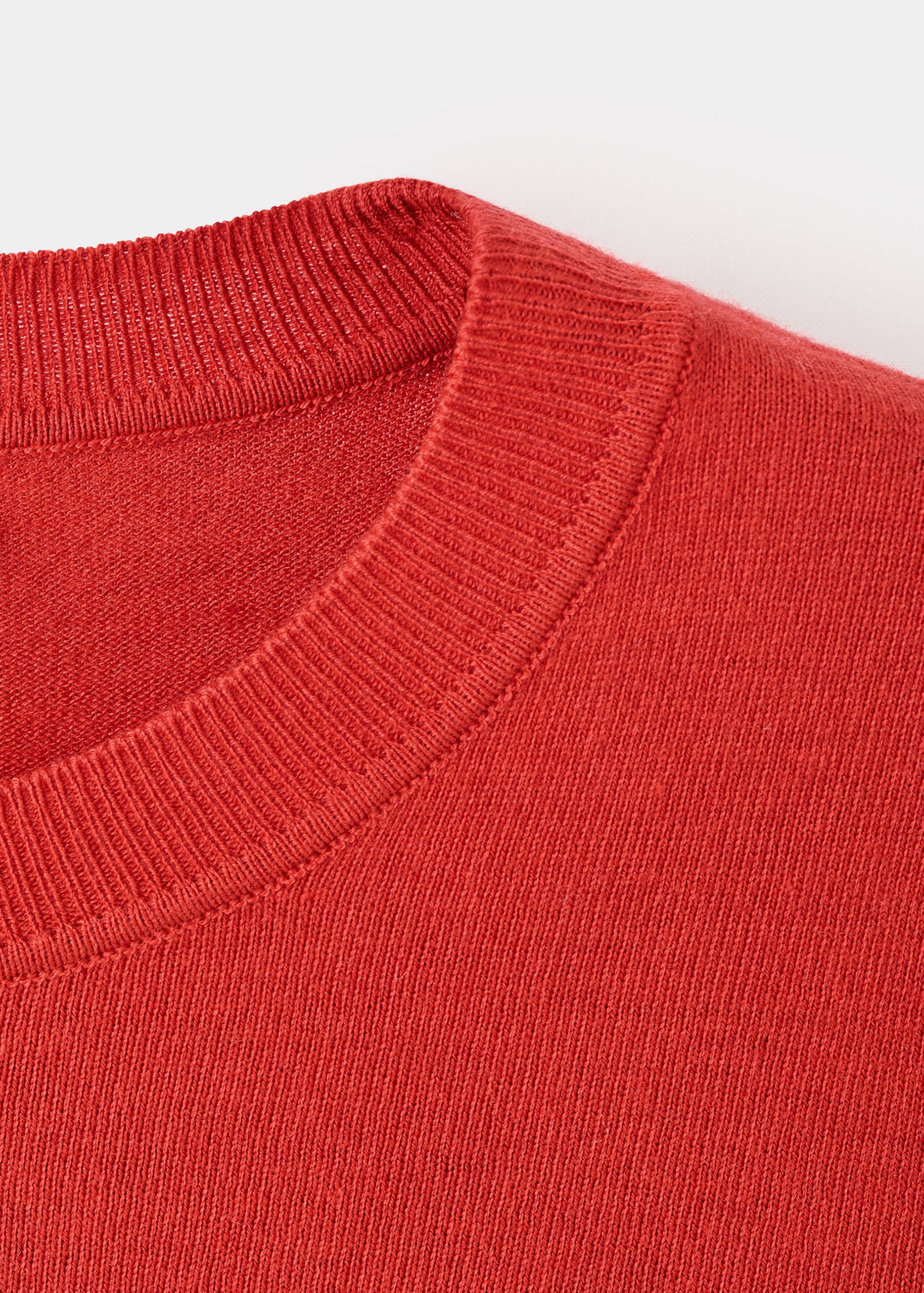 Fine-knit crew-neck sweater - Details of the article 8